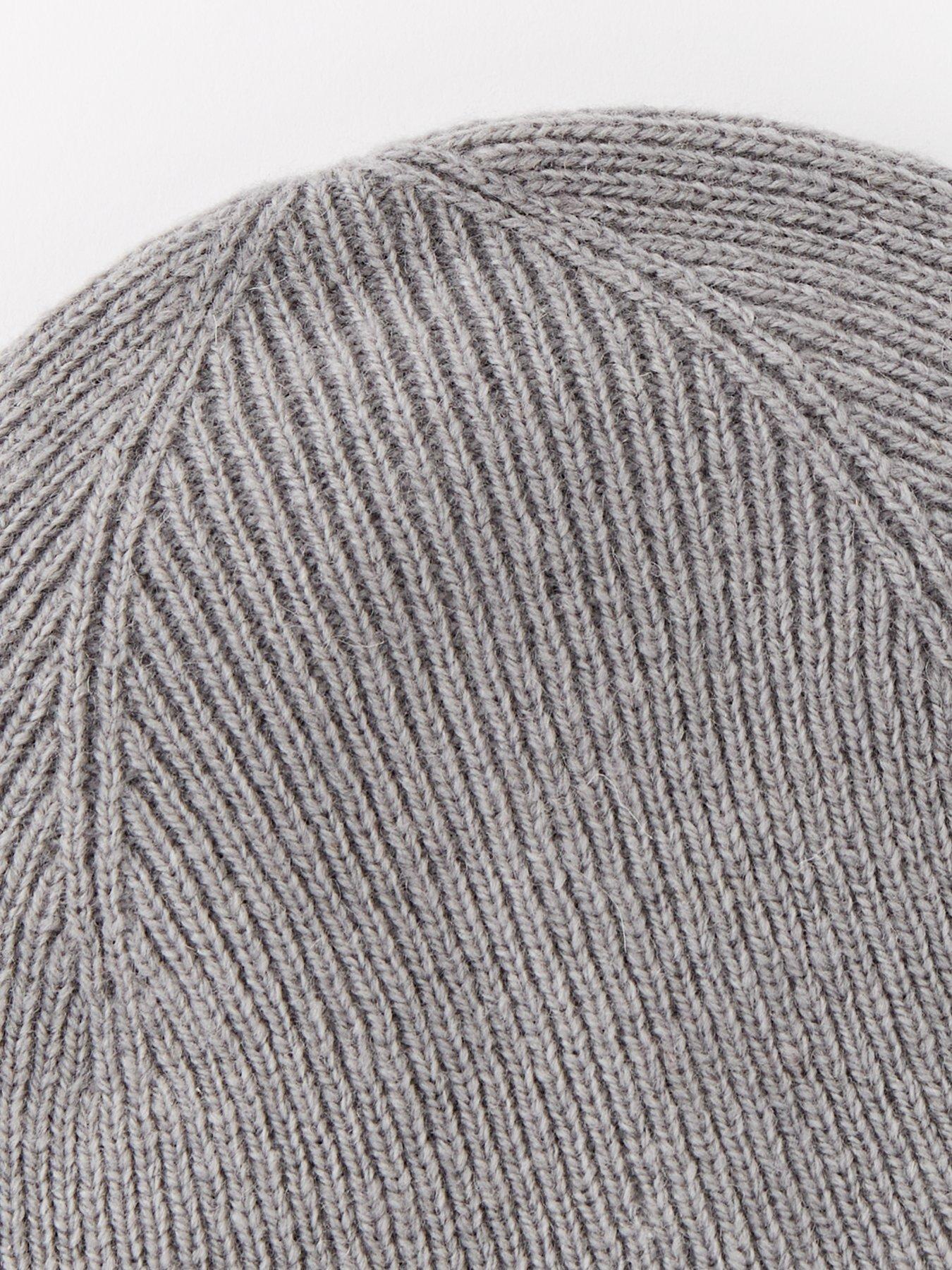 tommy-hilfiger-lambs-wool-beanie-hat-greydetail