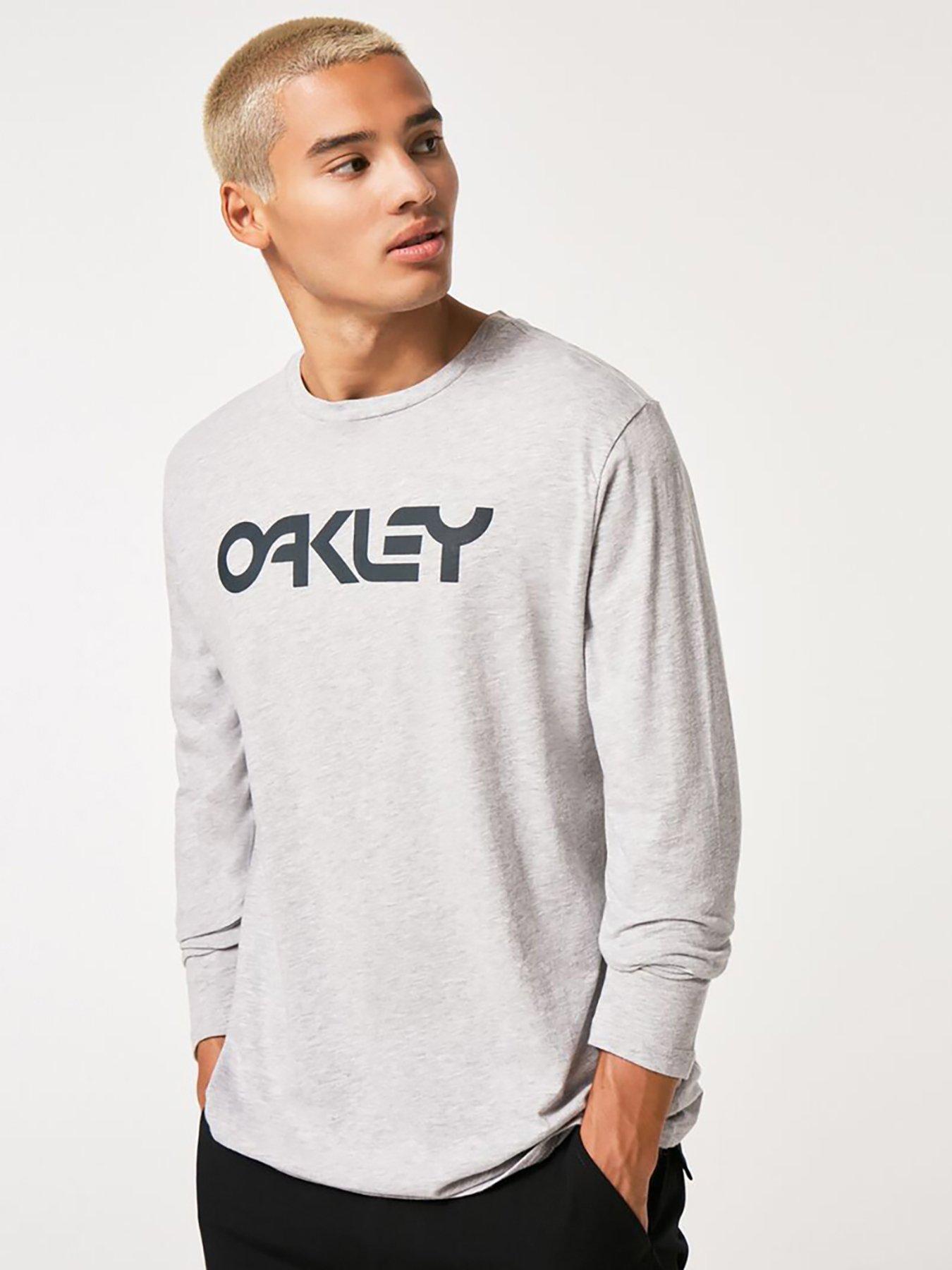 oakley-mens-mark-2-long-sleeve-tee-20-greyoutfit