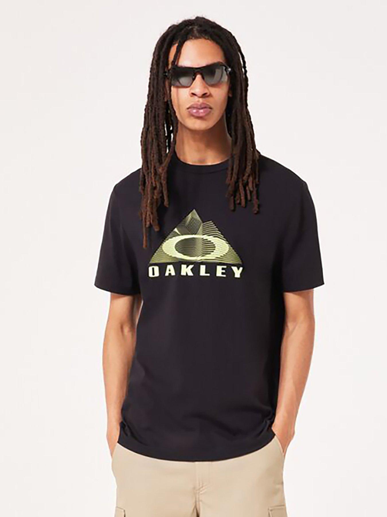 oakley-mens-lined-mountain-bark-tee-blackfront