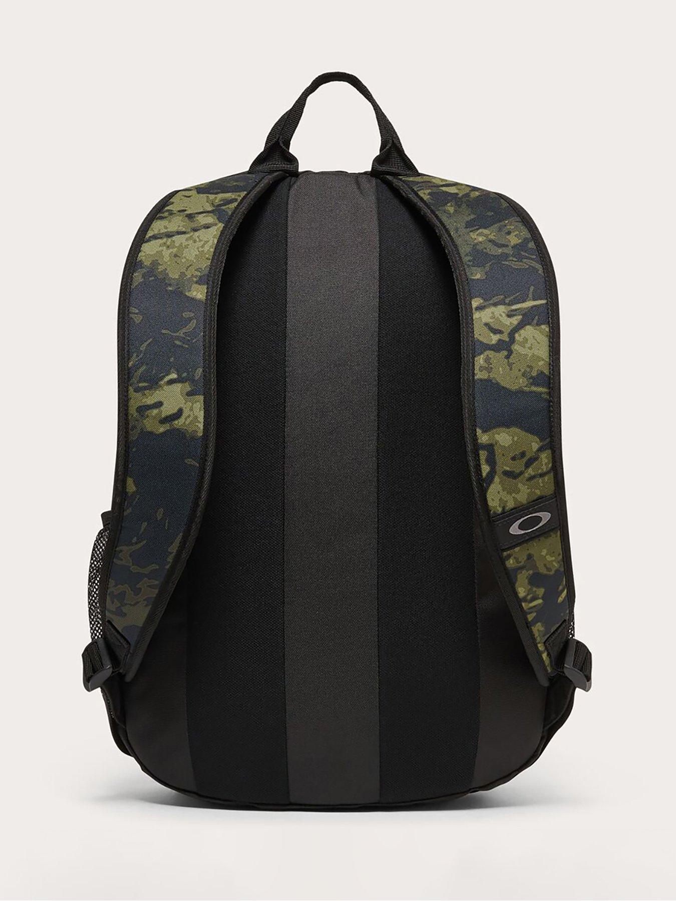 oakley-mens-enduro-20l-30-backpack-camoback