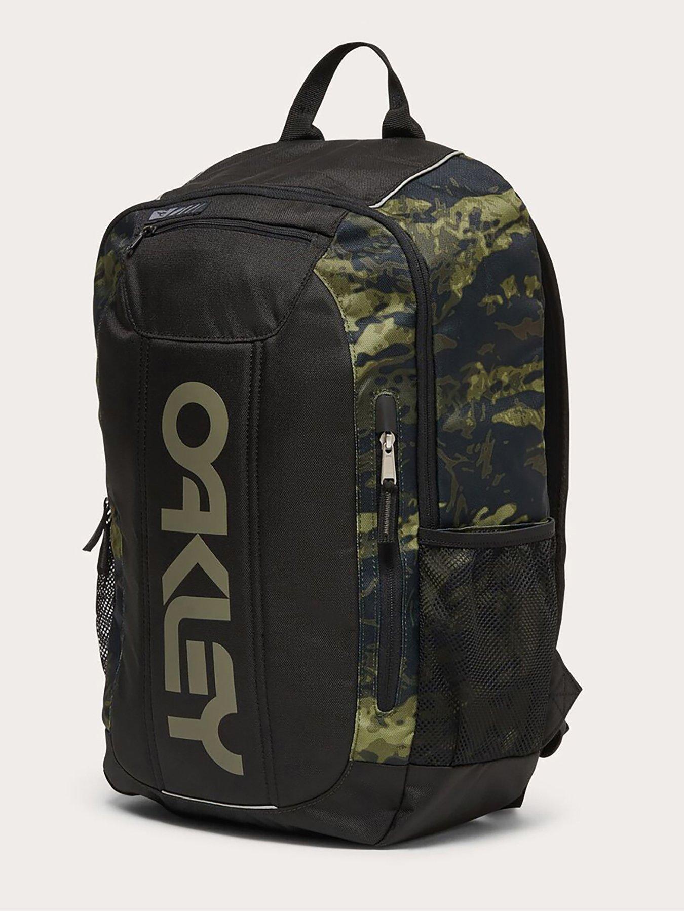 oakley-mens-enduro-20l-30-backpack-camooutfit