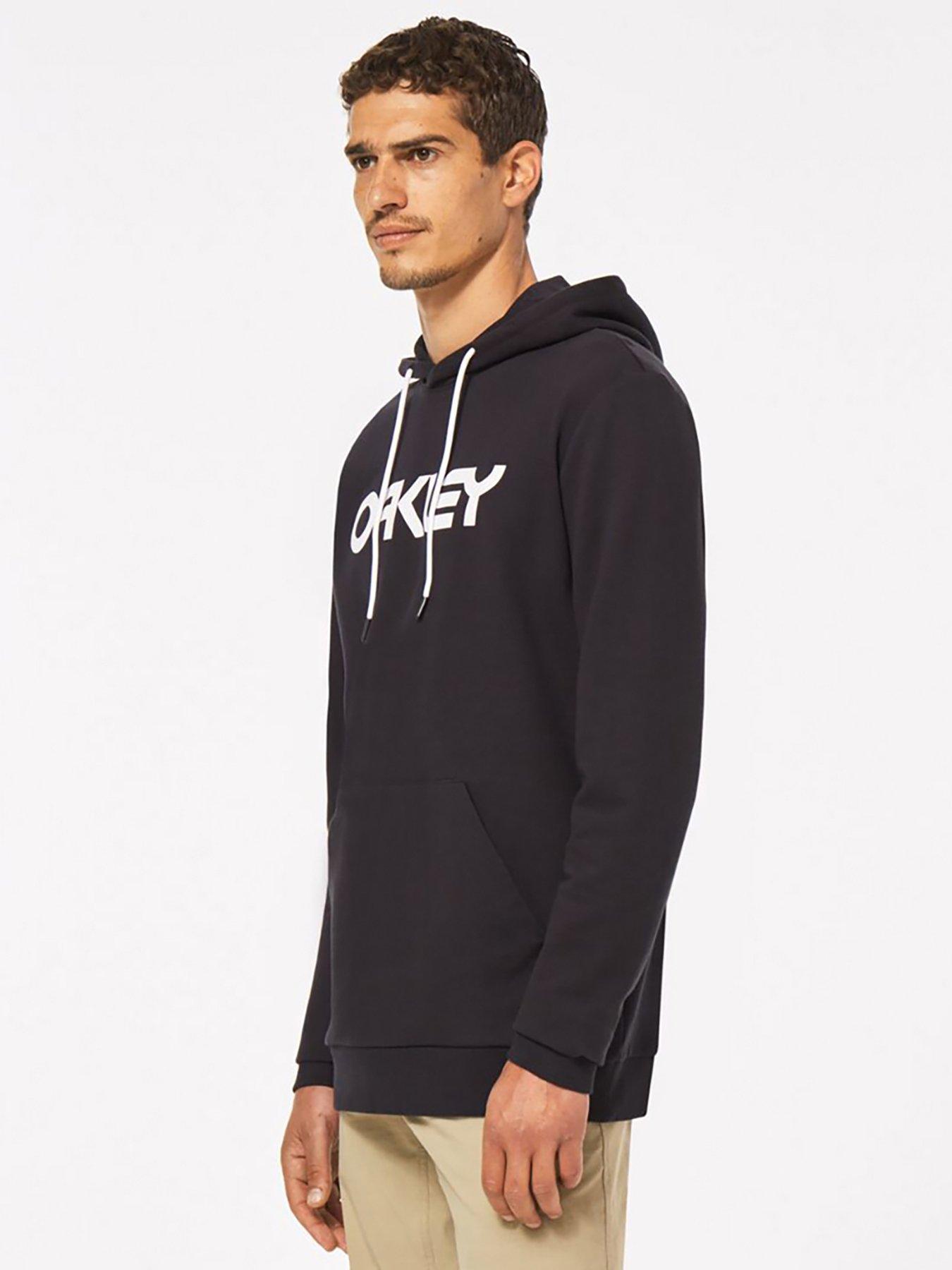 oakley-mens-b1b-hoodie-20-blackoutfit