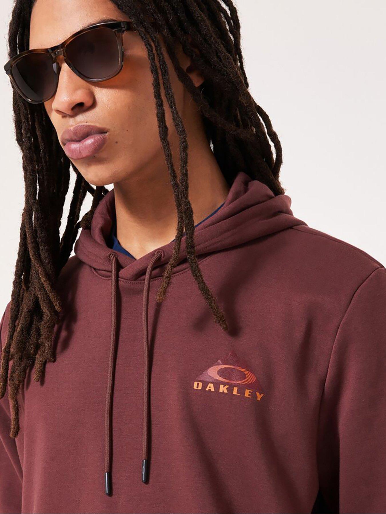 oakley-mens-lined-mountain-bark-hoodie-burgundydetail