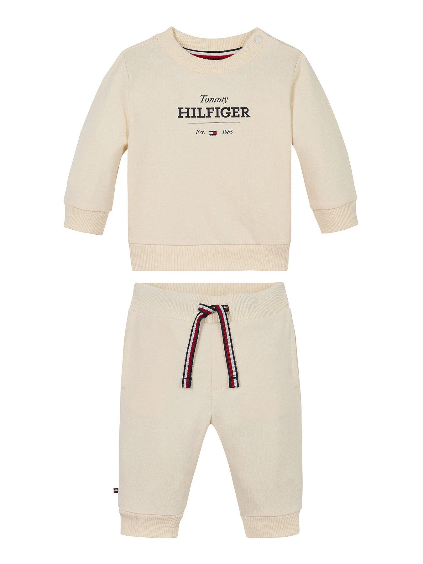 tommy-hilfiger-baby-monotype-logo-set-beige