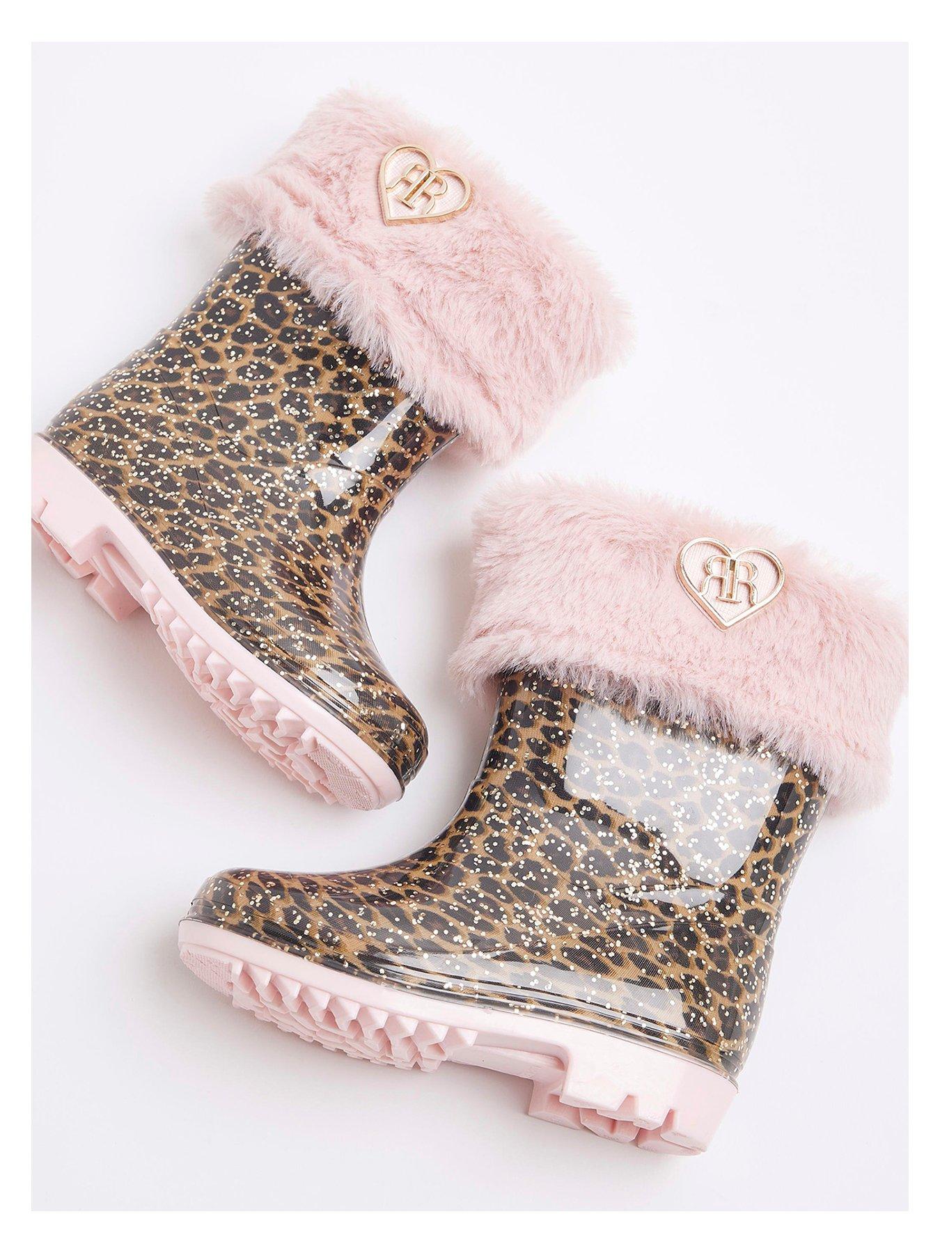 river-island-mini-mini-girl-faux-fur-leopard-wellies-pinkoutfit