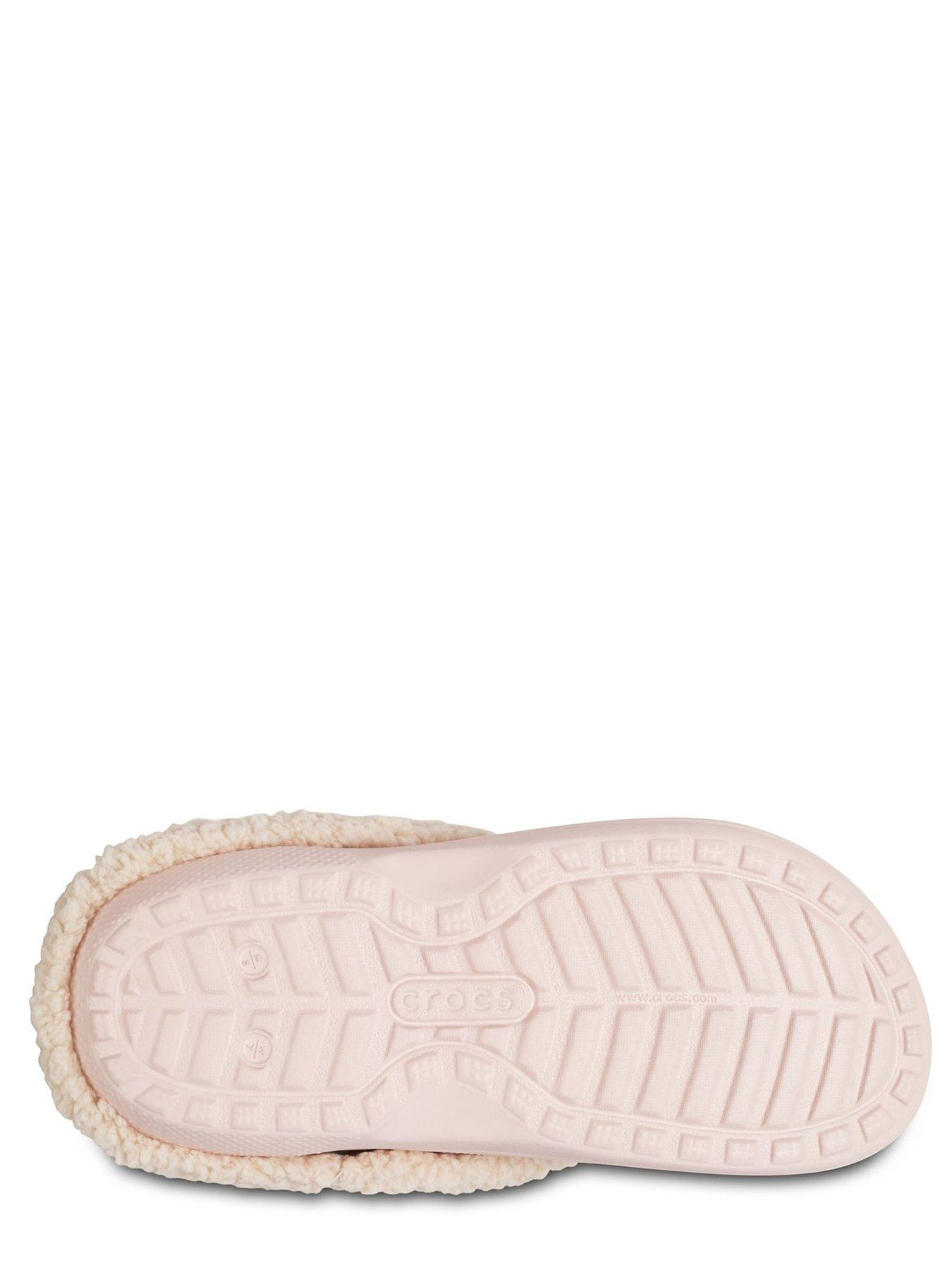 crocs-classic-blitzen-ivdetail