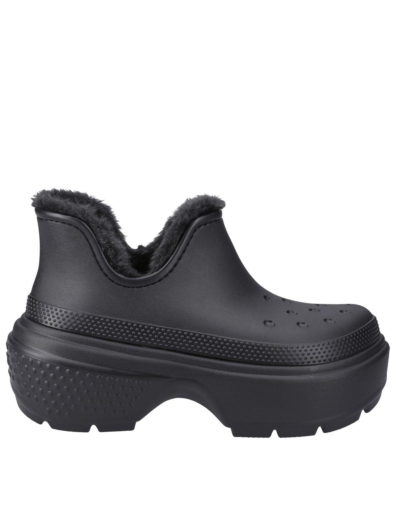 crocs-stomp-shorty-boot-black