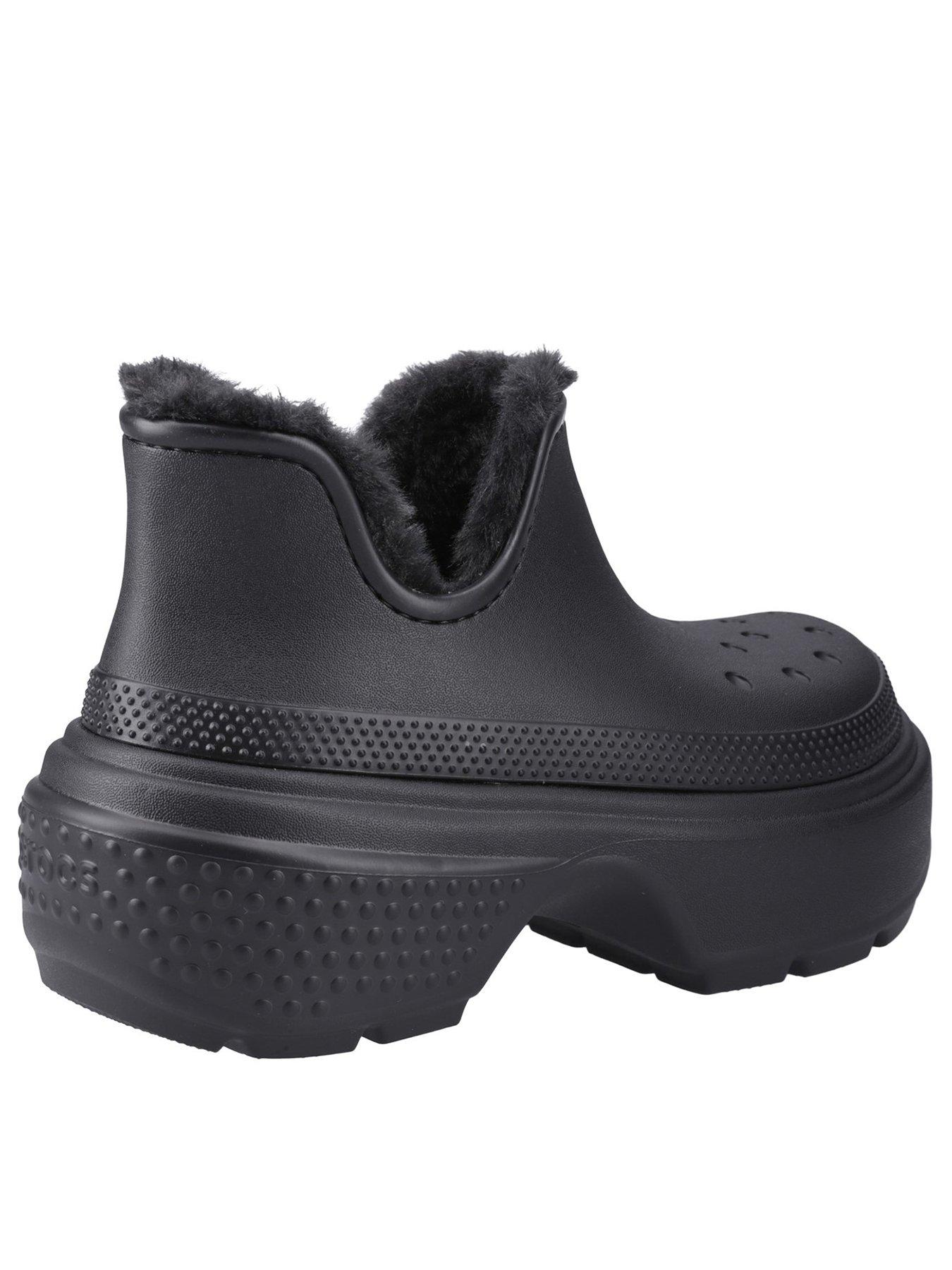 crocs-stomp-shorty-boot-blackback