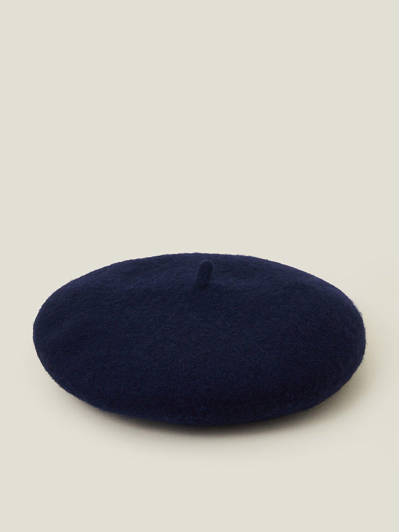 accessorize-love-heart-beret