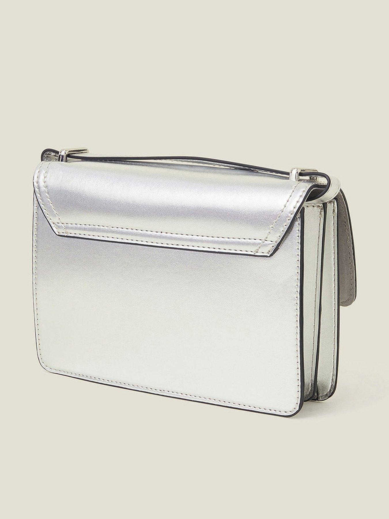 accessorize-square-lock-boxy-cross-bodyback