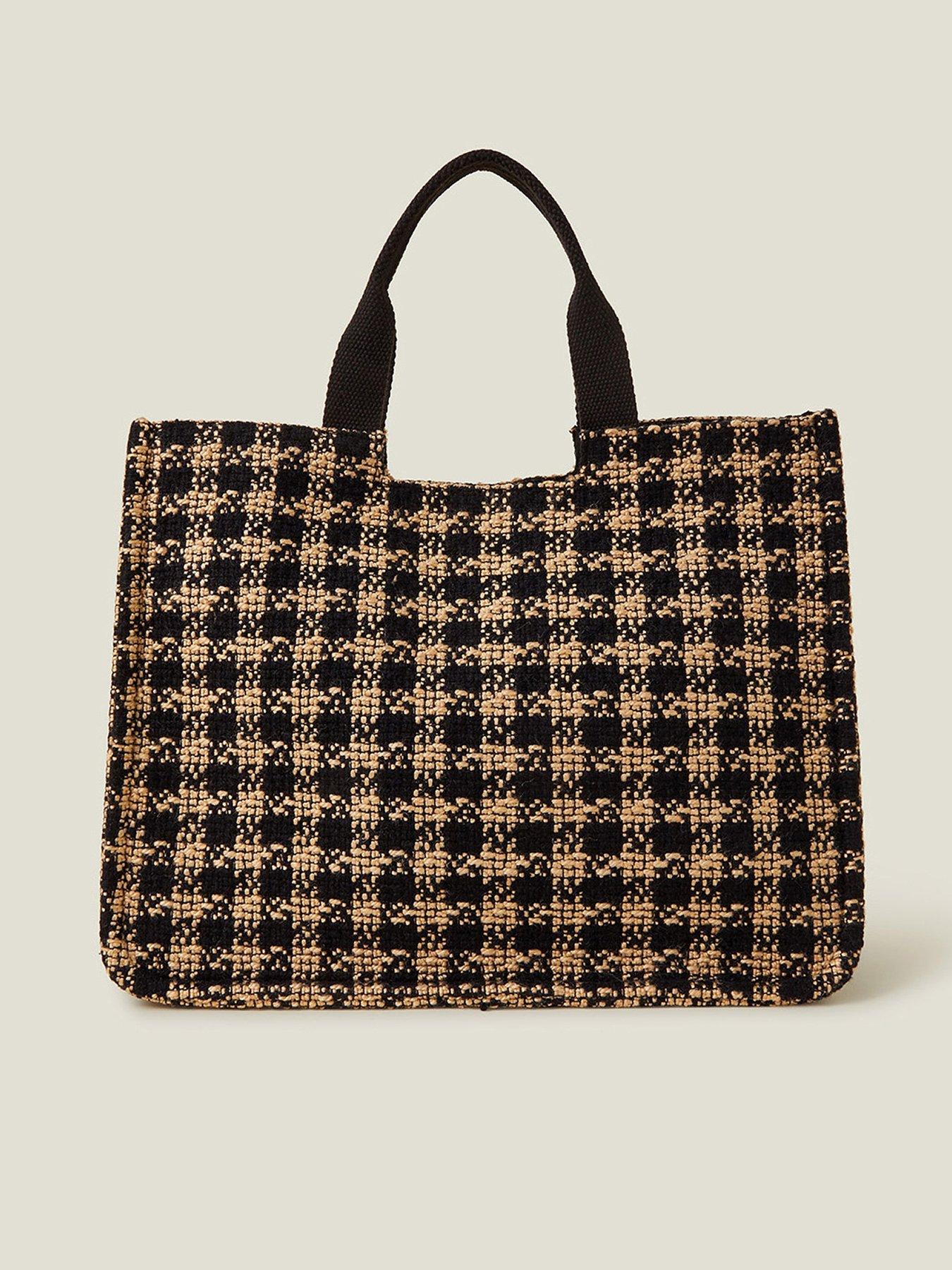 accessorize-large-dogtooth-handheldfront