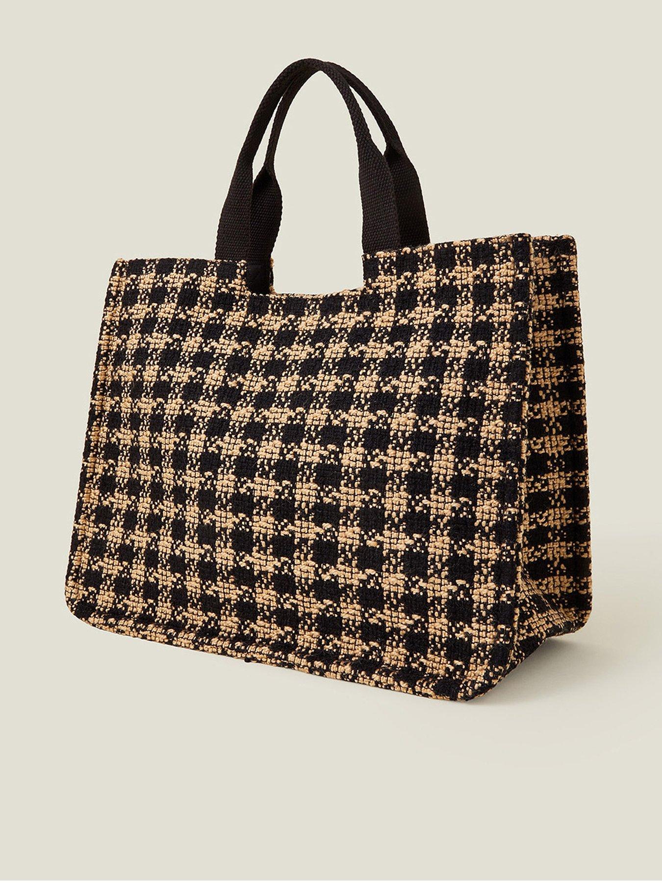 accessorize-large-dogtooth-handheldback