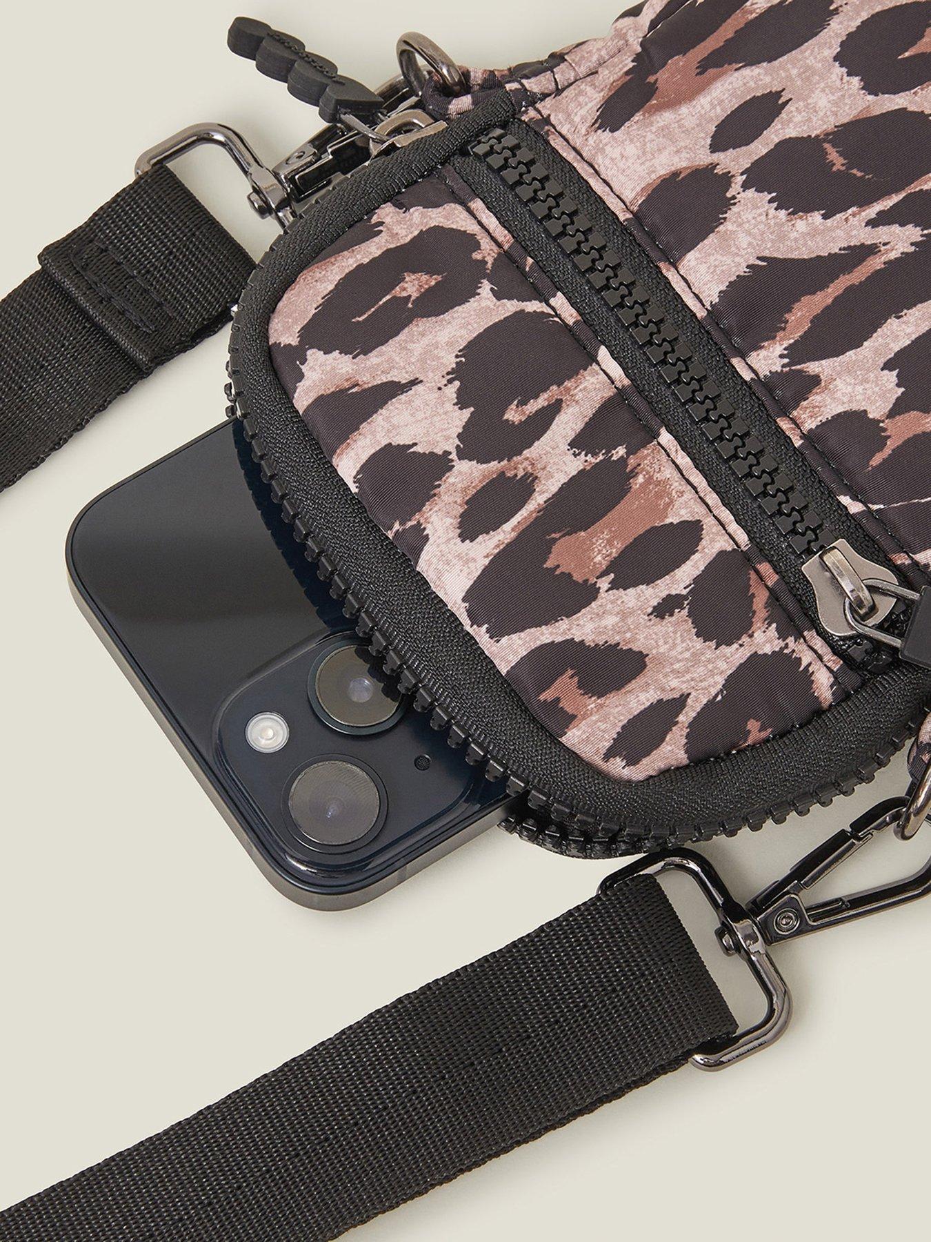 accessorize-nylon-leopard-phone-bagdetail