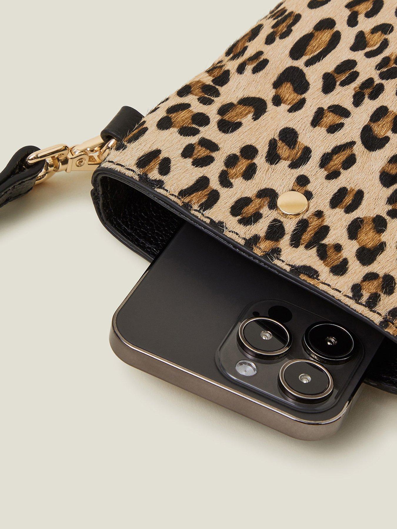 accessorize-leopard-leather-phone-bagoutfit