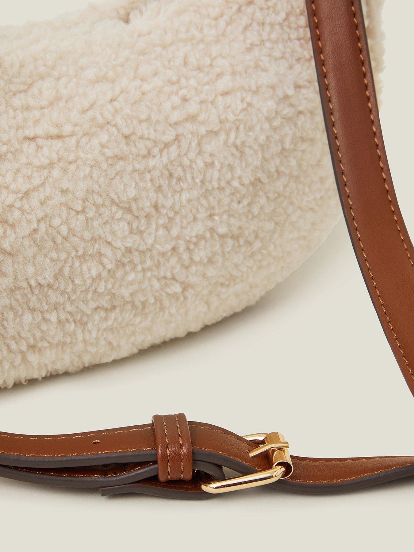 accessorize-shearling-sling-cross-bodydetail