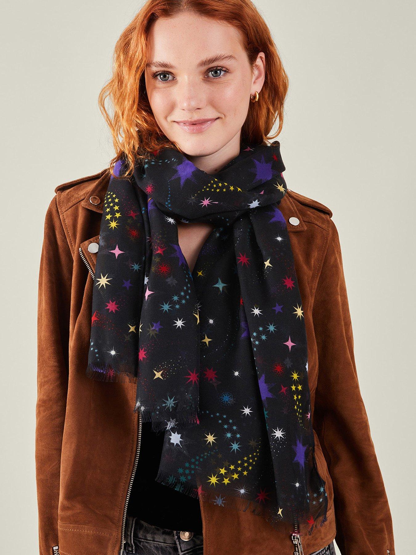 accessorize-super-star-scarfstillFront