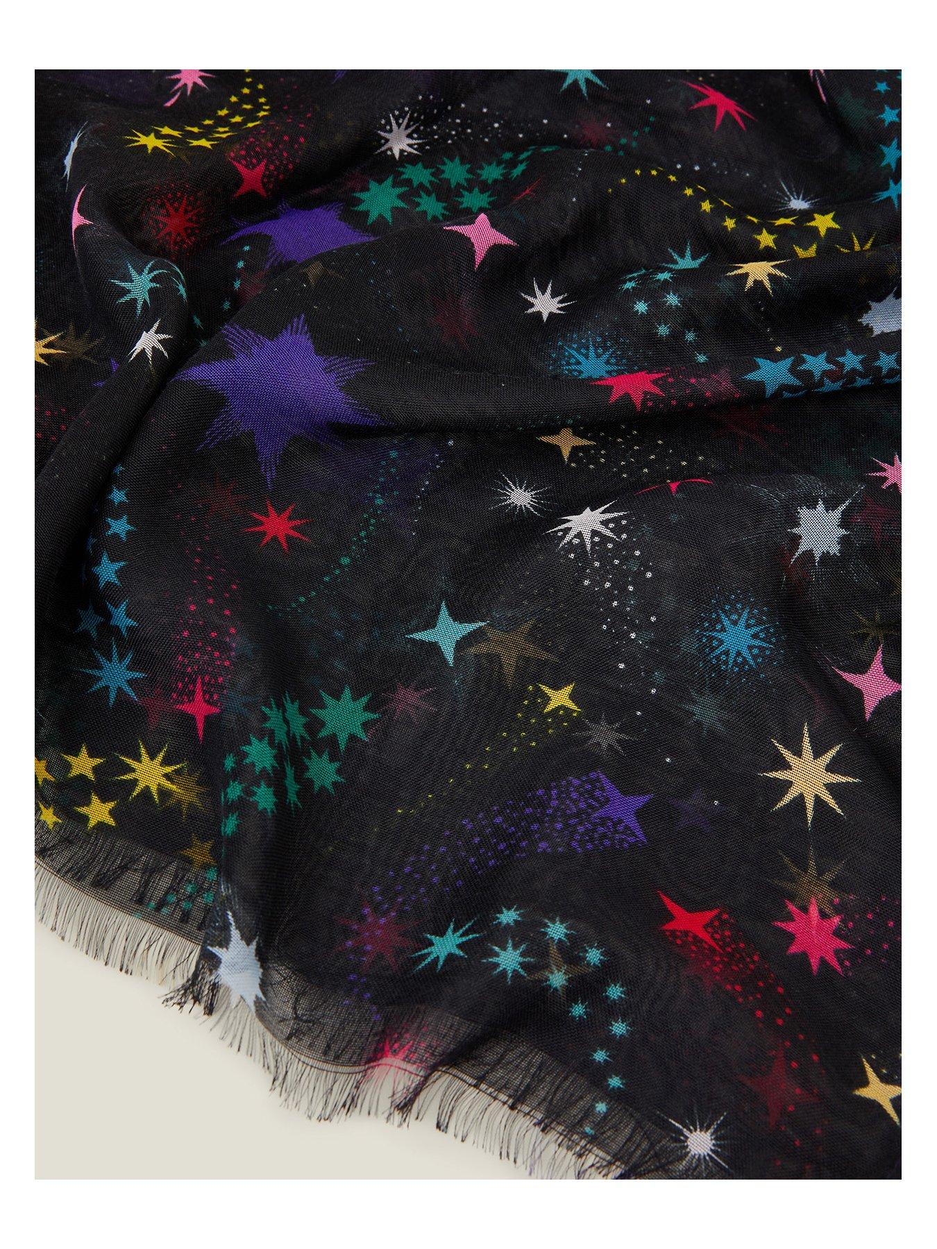 accessorize-super-star-scarfback