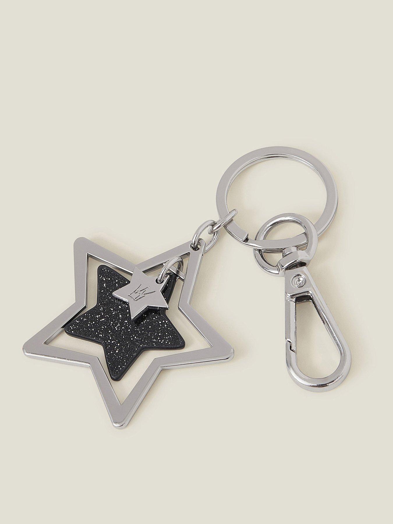 accessorize-star-keyringoutfit