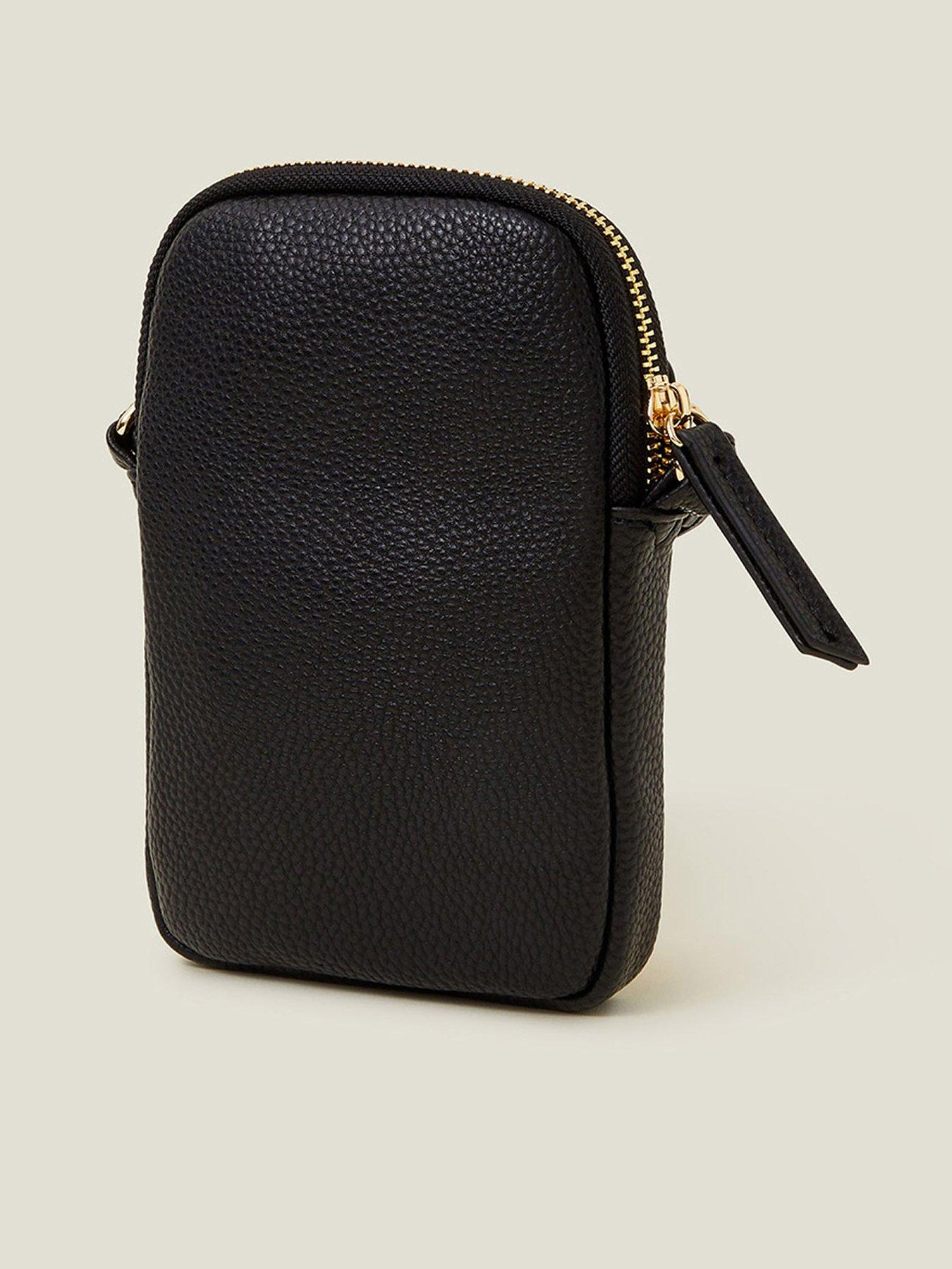 accessorize-pocket-phone-bagback