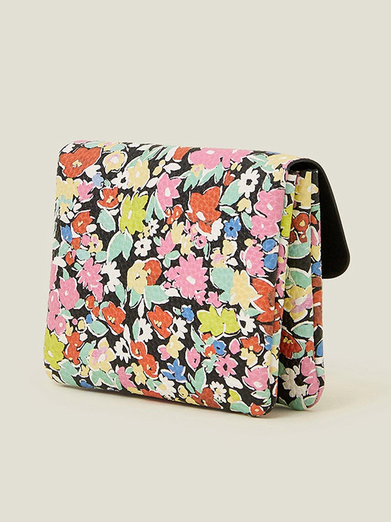 accessorize-winter-floral-soft-coin-purseback