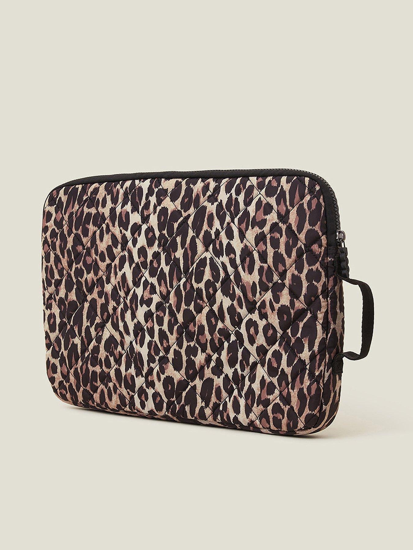 accessorize-leopard-laptop-caseback