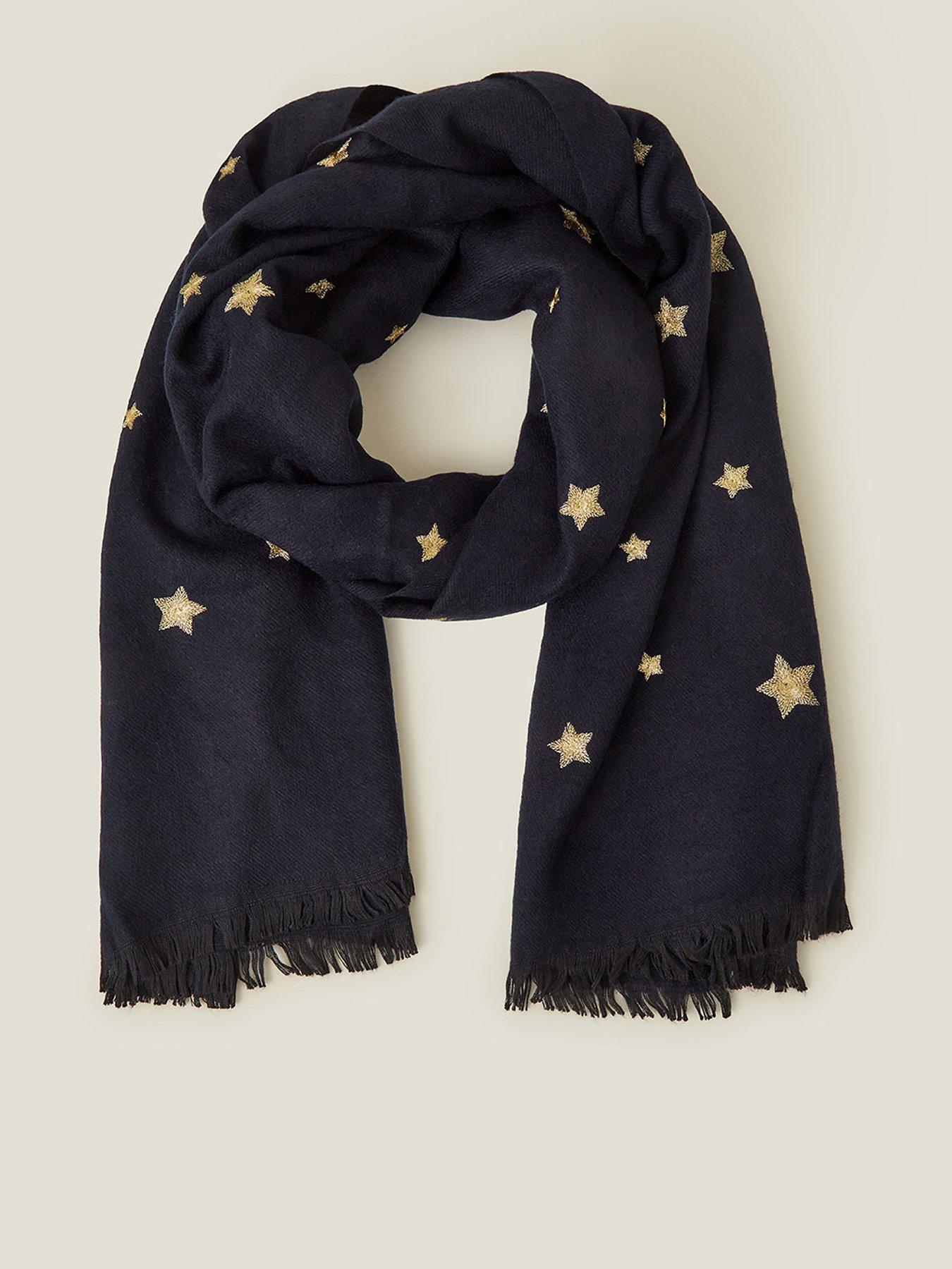 accessorize-emb-star-blanket