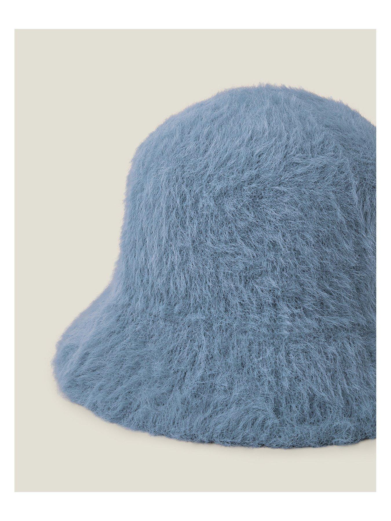 accessorize-fluffy-bucket-hatback