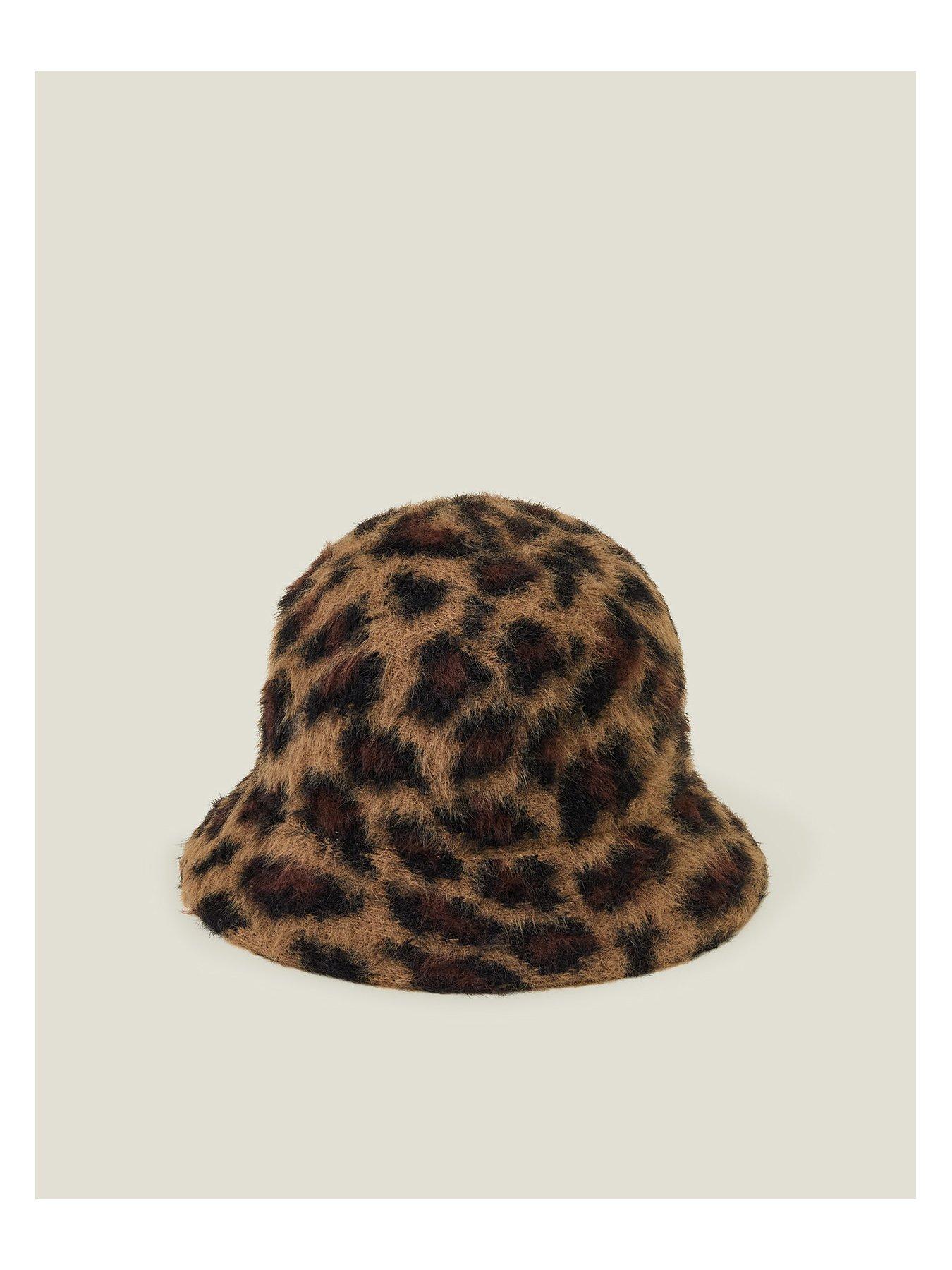 accessorize-fluffy-bucket-hatback