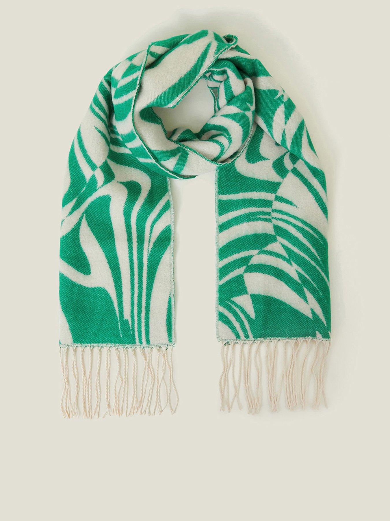 accessorize-green-semi-print-blanket