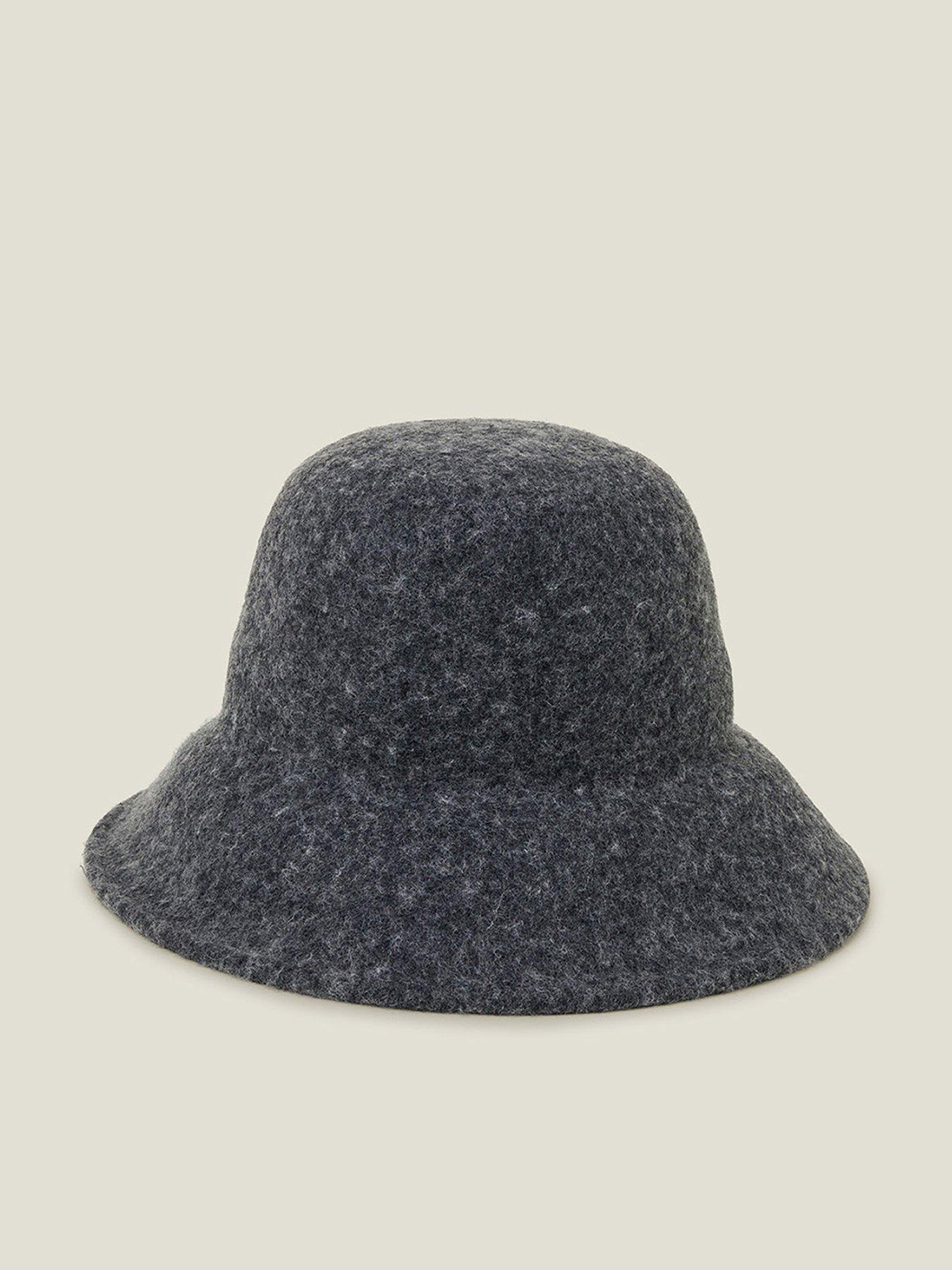 accessorize-wool-buckets