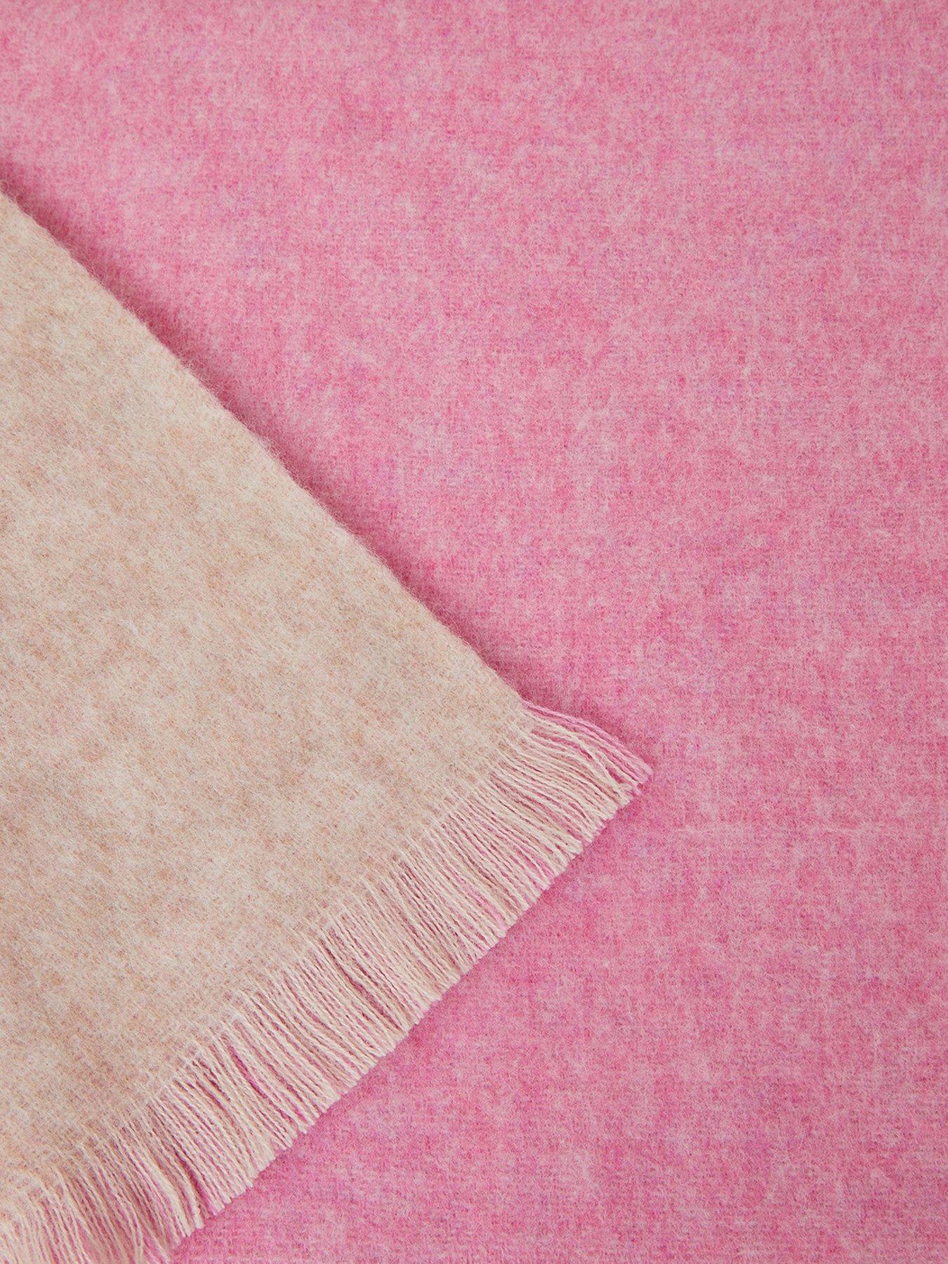 accessorize-pink-double-faced-plain-blanketback