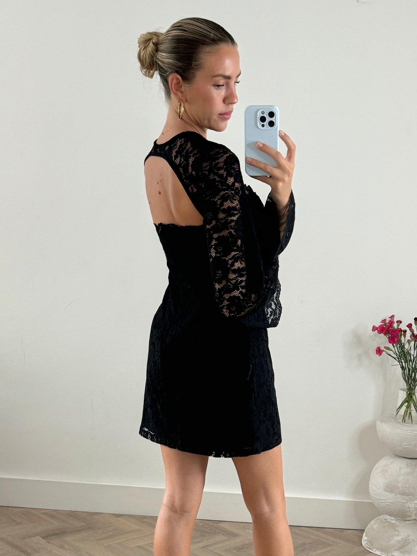 style-cheat-lace-mini-dress-blackstillFront