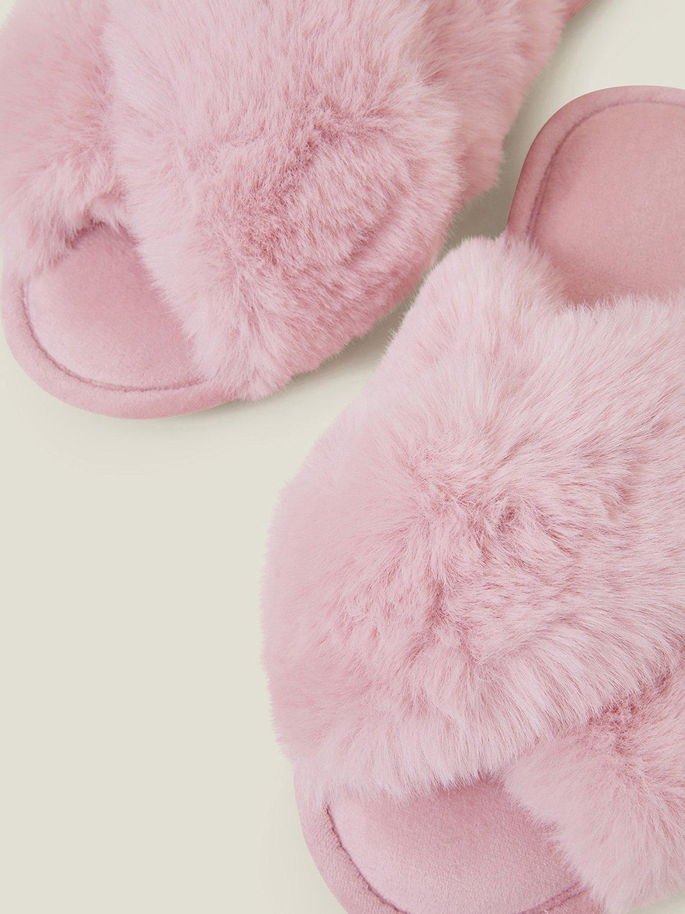 accessorize-luxe-cross-strap-faux-fur-slippers-pinkoutfit