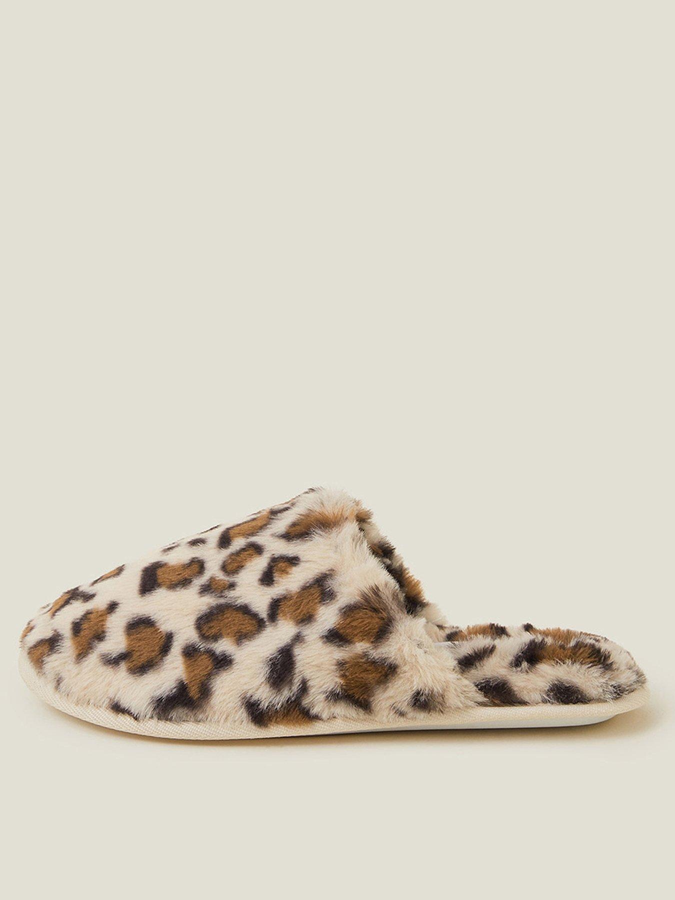 accessorize-faux-fur-mule-leopard