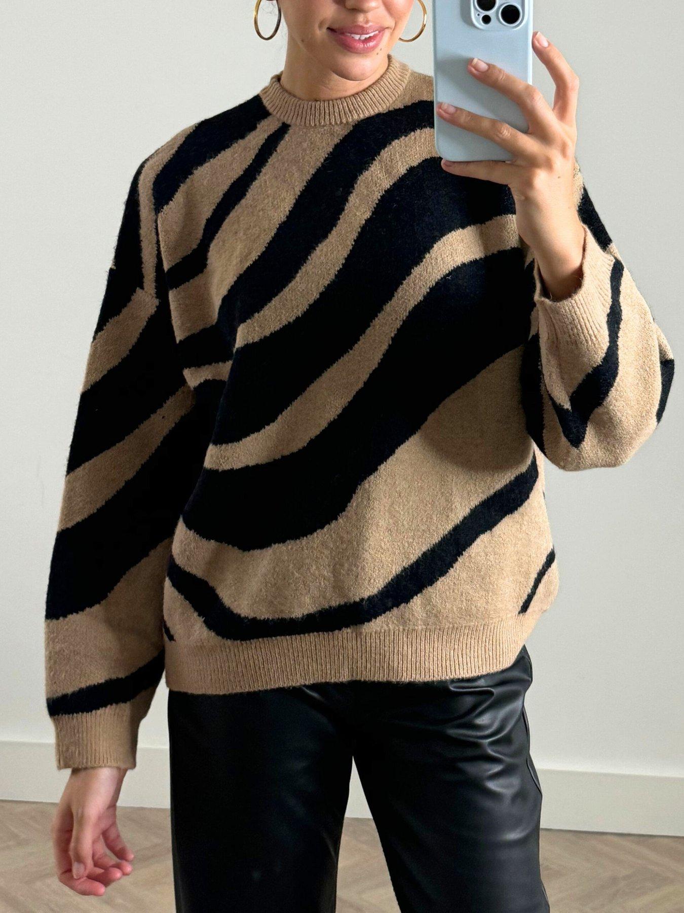 style-cheat-zebra-print-knitted-jumper-blackstoneoutfit