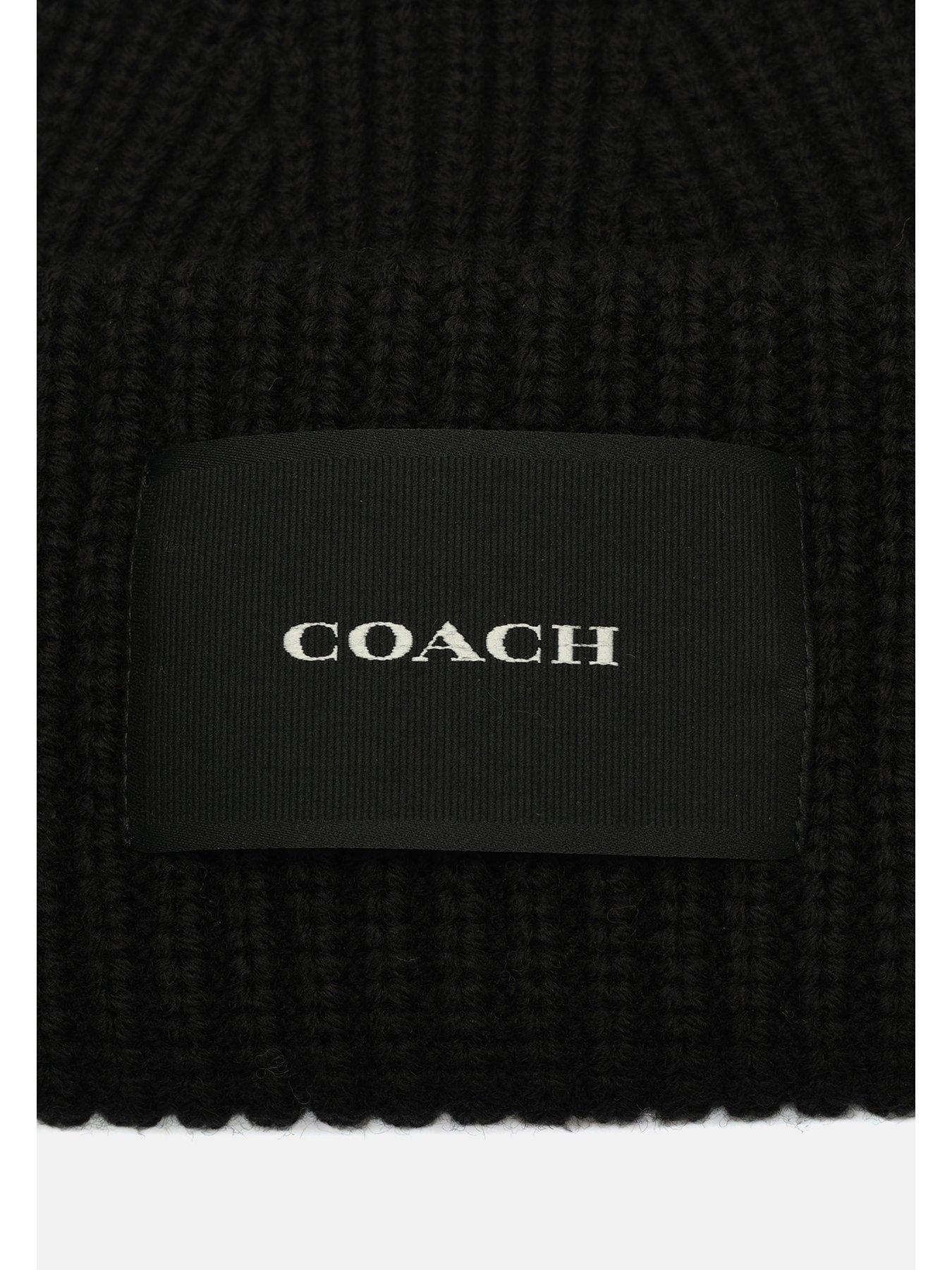 coach-woven-patch-beanie-blackoutfit