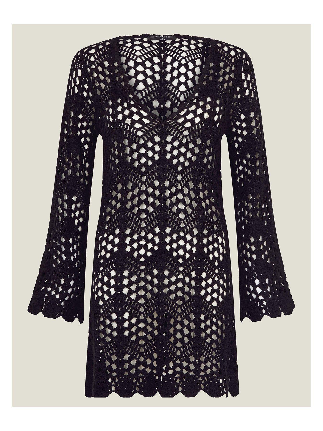 accessorize-crochet-kaftan-blackoutfit