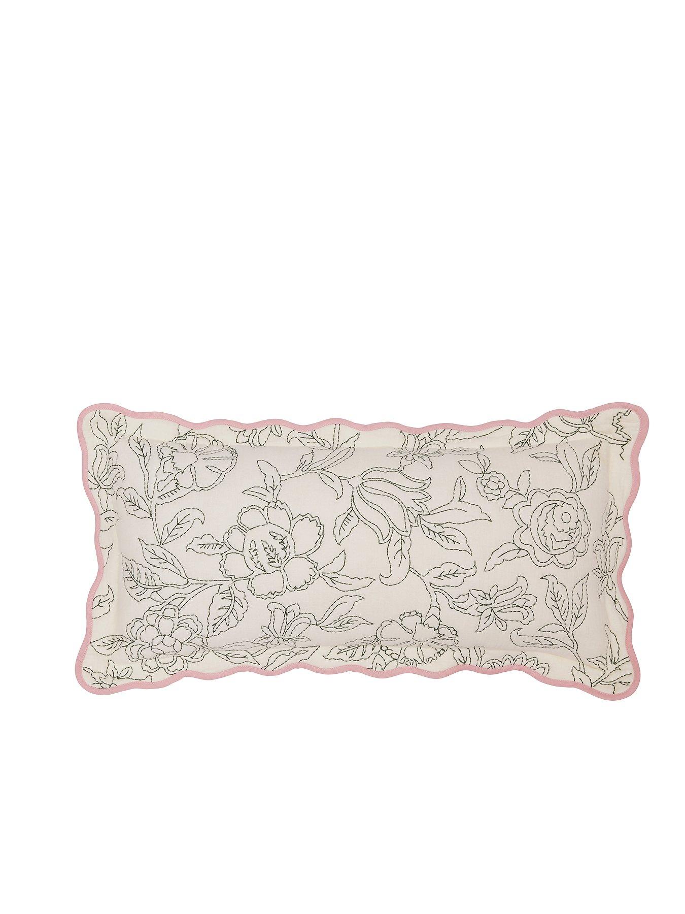 joules-indienne-rice-stitch-cushionstillFront