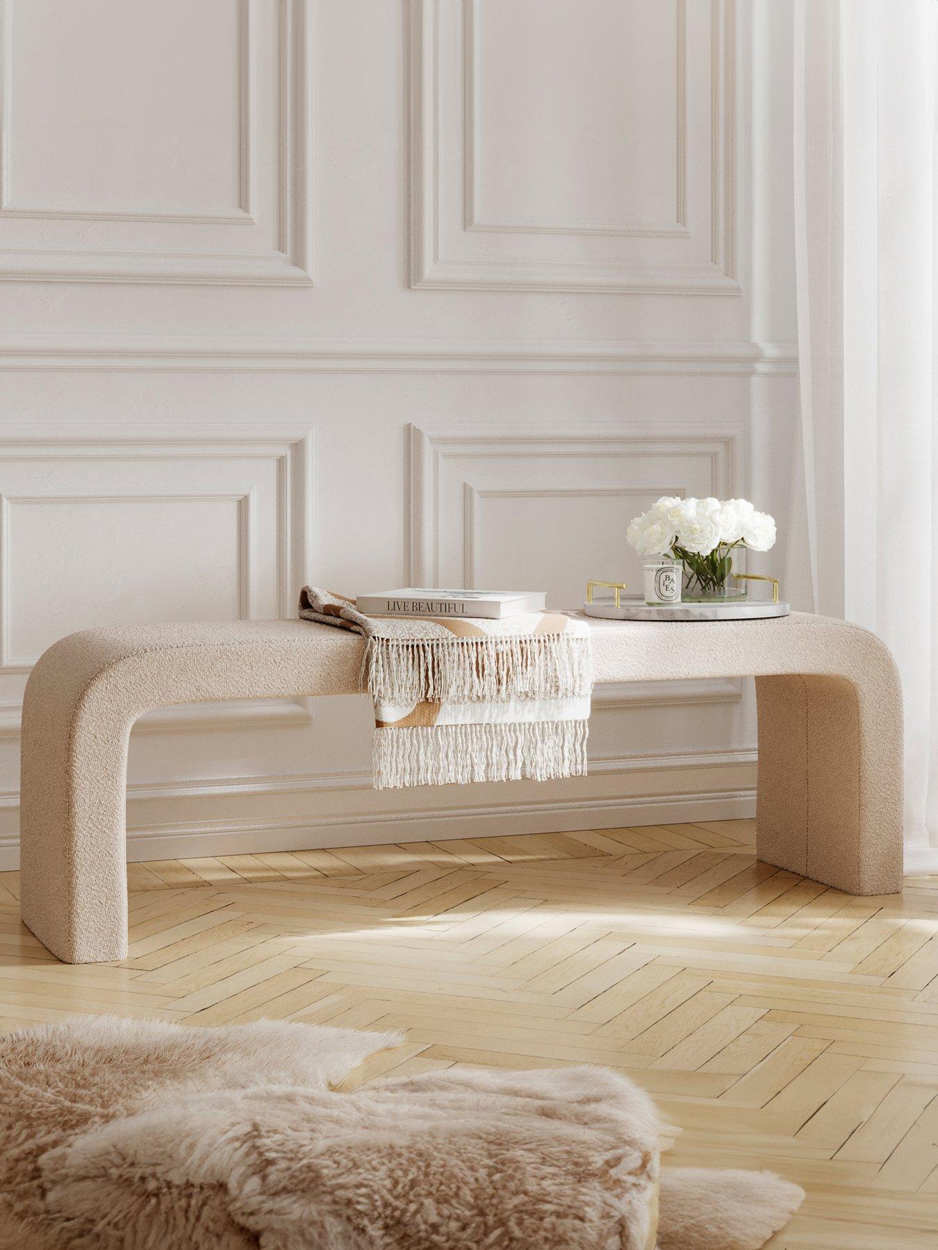undefined Ren Buff Boucle Bench