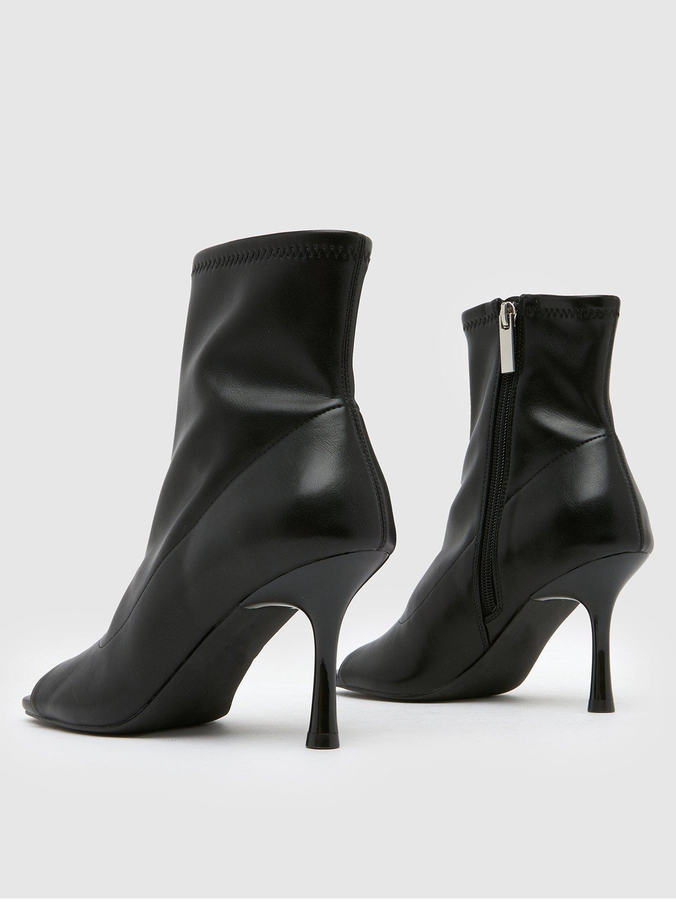 schuh-beatrice-peep-toe-boot-blackback