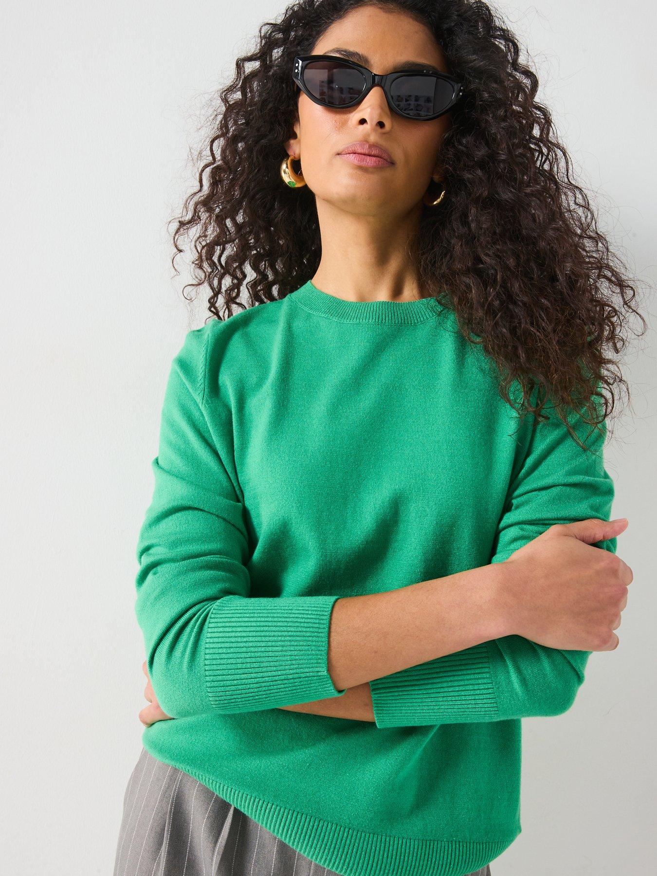 everyday-relaxed-crew-neck-jumper-greendetail