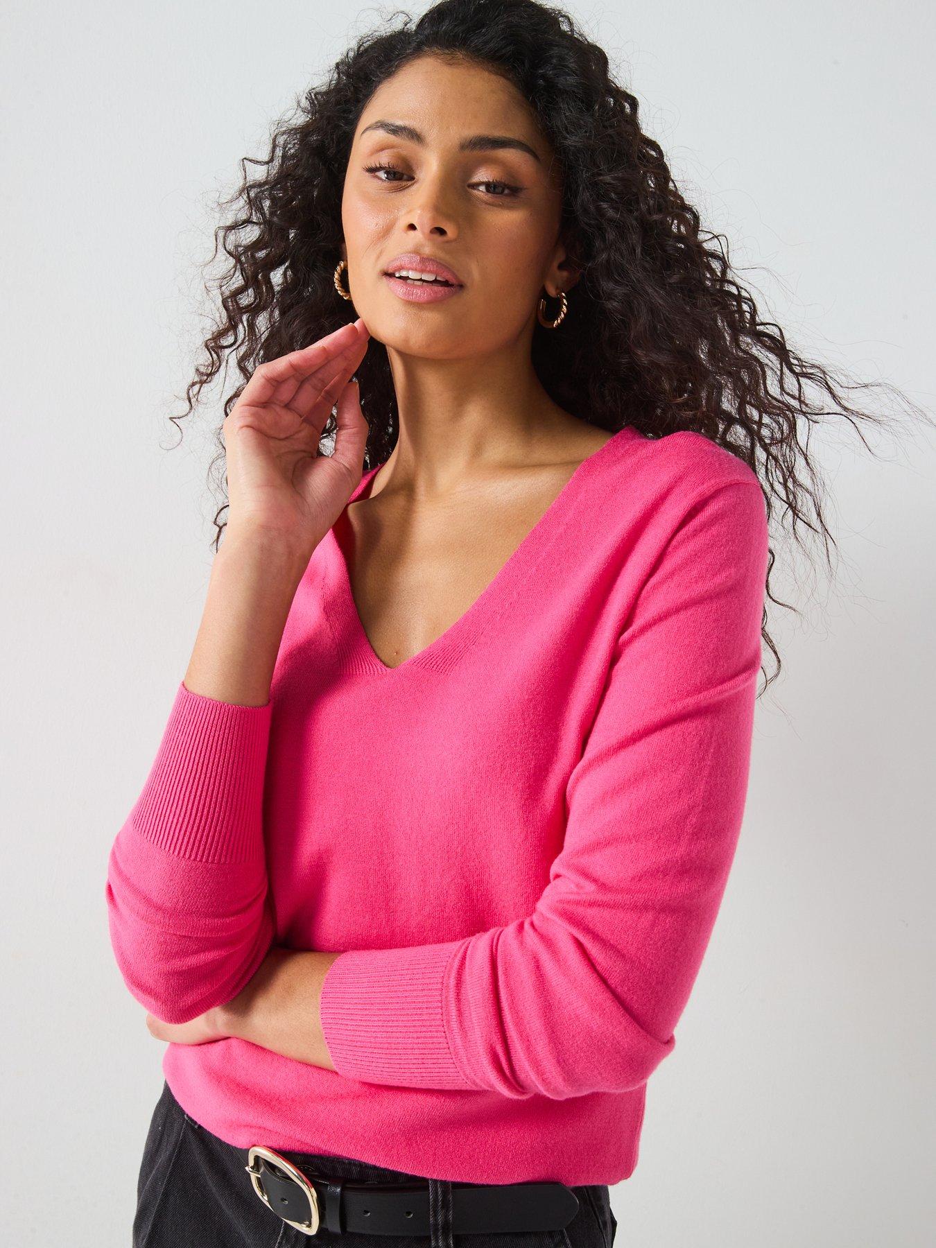 everyday-v-neck-jumper-pinkdetail