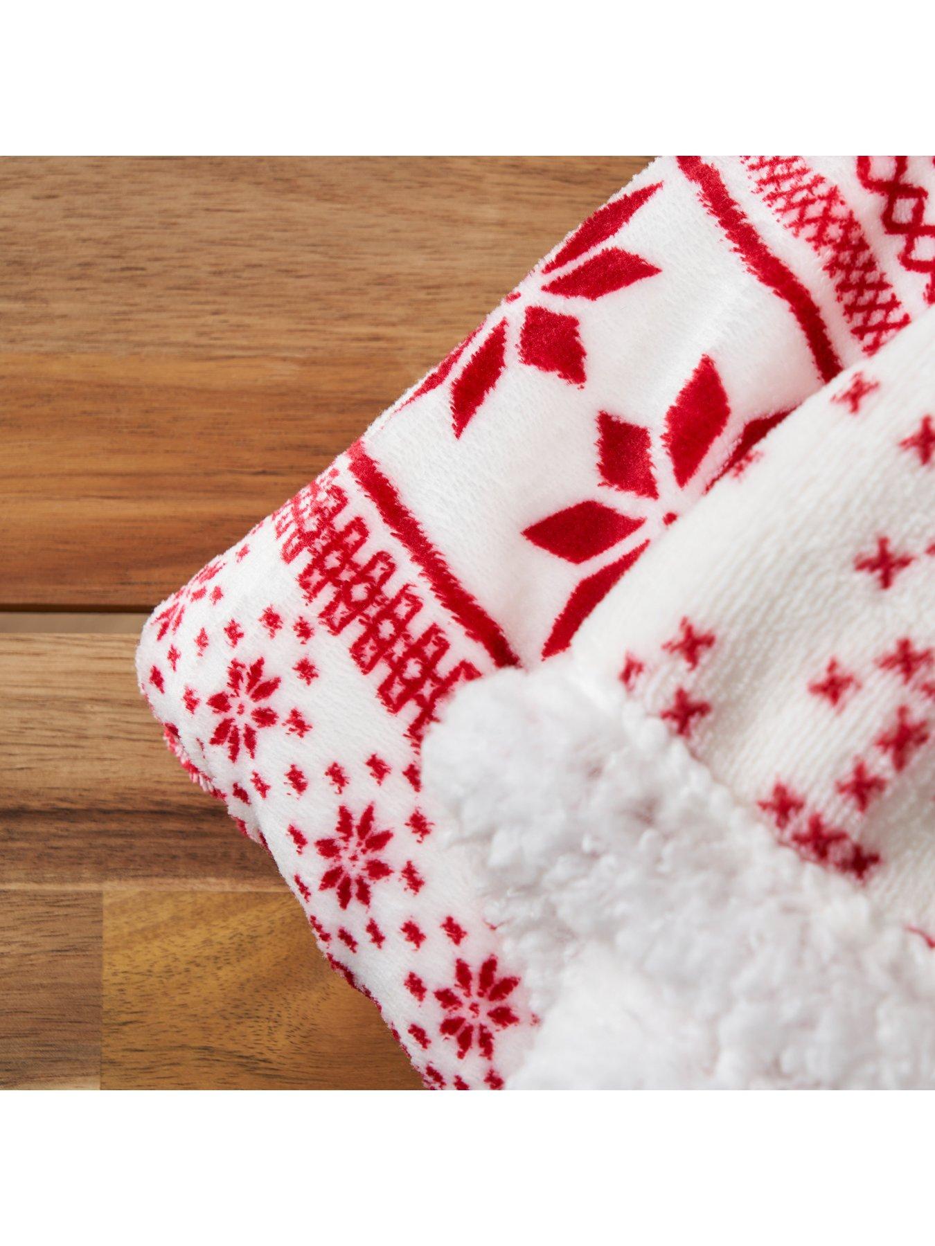 very-home-christmas-fairisle-sherpa-throw-redoutfit