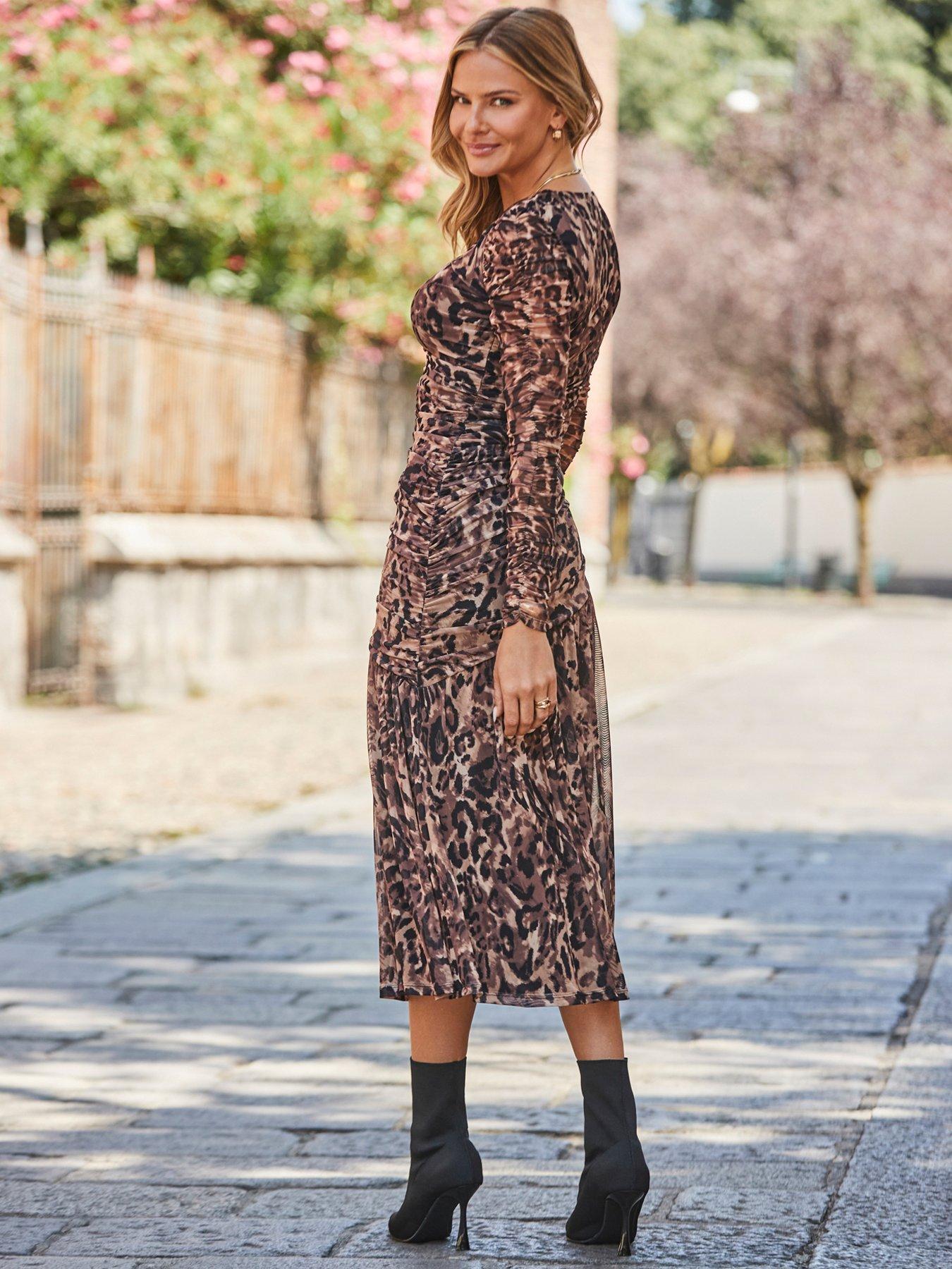 sosandar-animal-mesh-maxi-dress-printoutfit