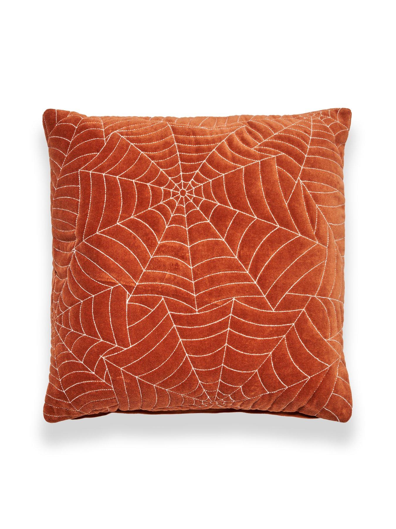 the-very-collection-velvet-spiderweb-cushiondetail