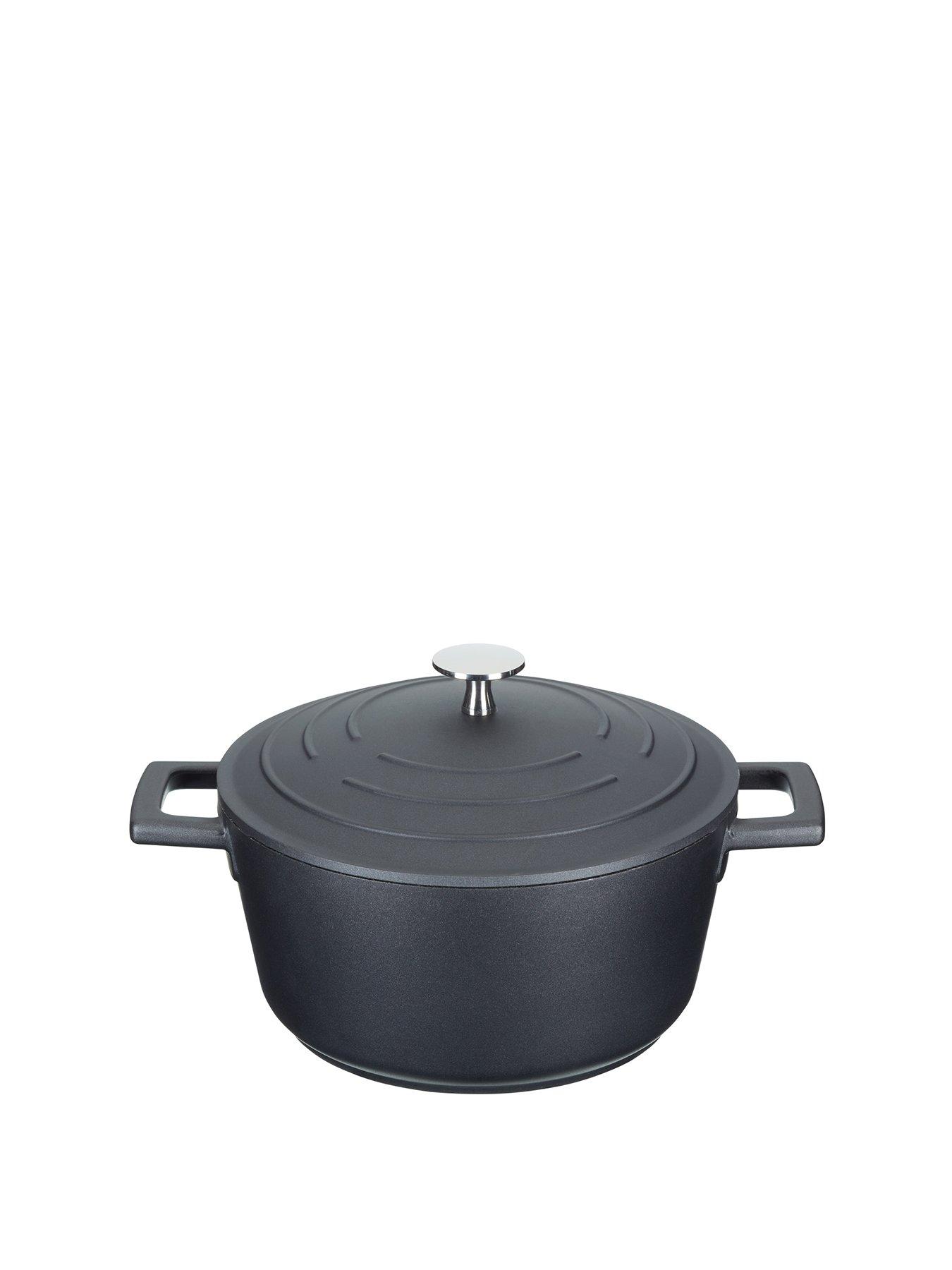 masterclass-lightweight-cast-aluminium-25-litre-casserole-dish-blackstillFront