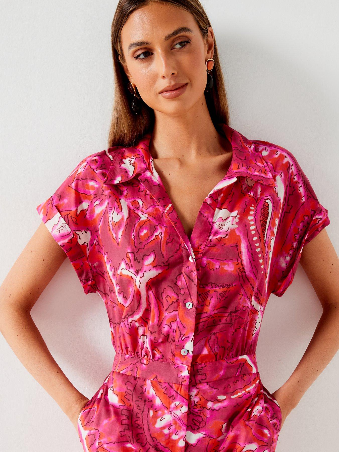 mango-printed-open-collar-playsuit-pinkoutfit