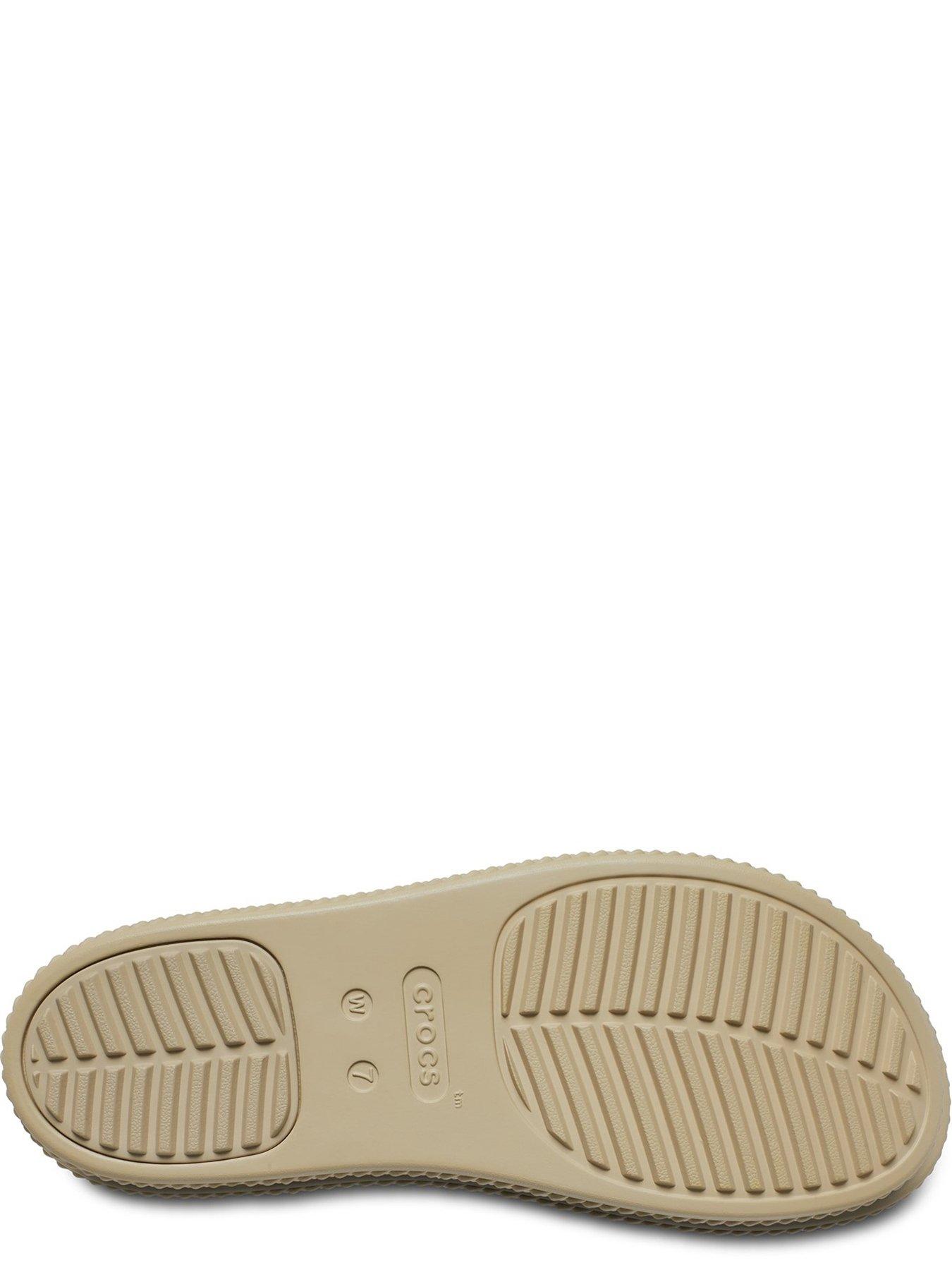 crocs-brooklyn-wedge-sandal-creamdetail