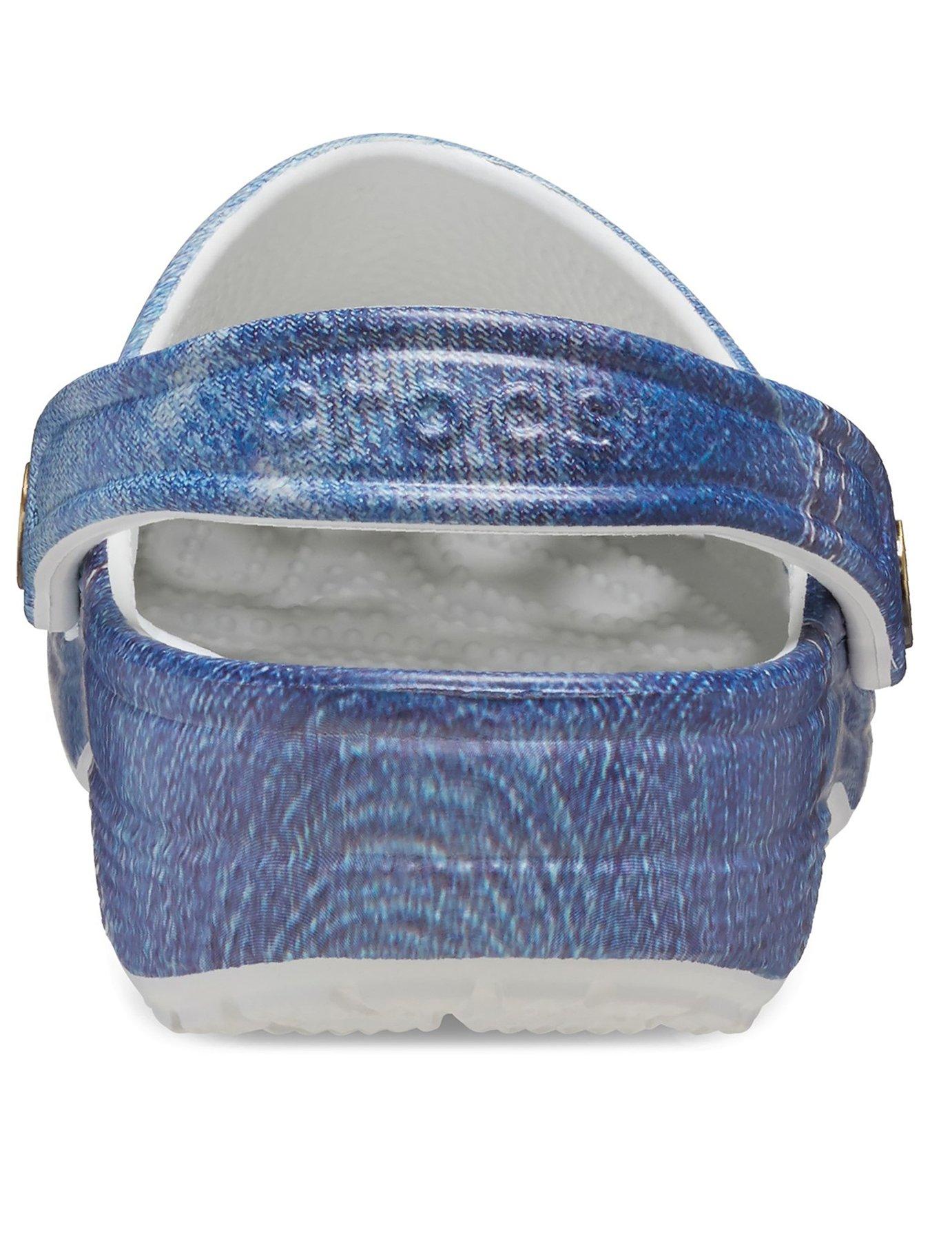 crocs-classic-denim-print-clogback