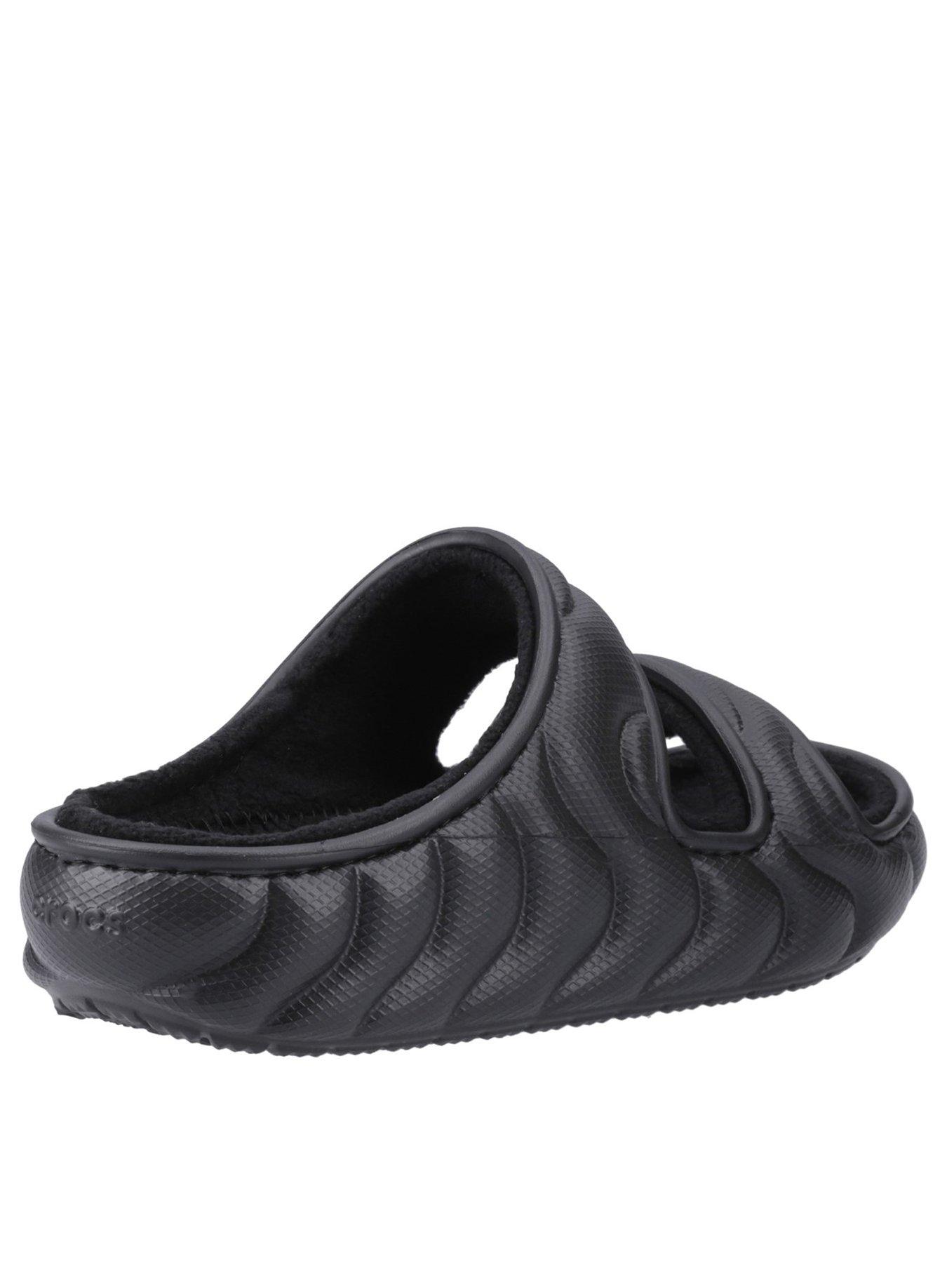 crocs-classic-cozzzy-overpuff-sandal-blackback